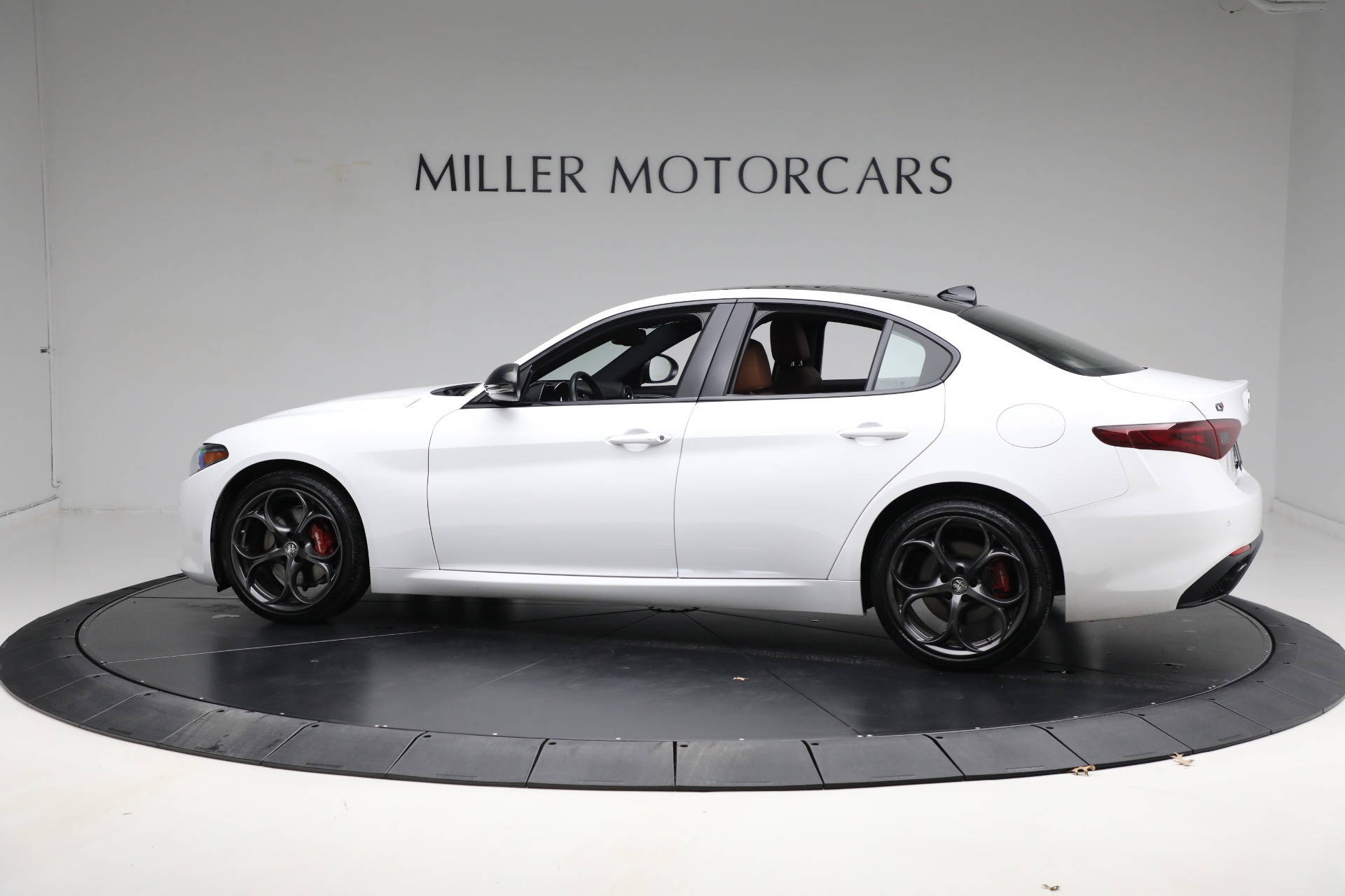 New 2020 Alfa Romeo Giulia Ti Sport Q4 | St. Petersburg, FL