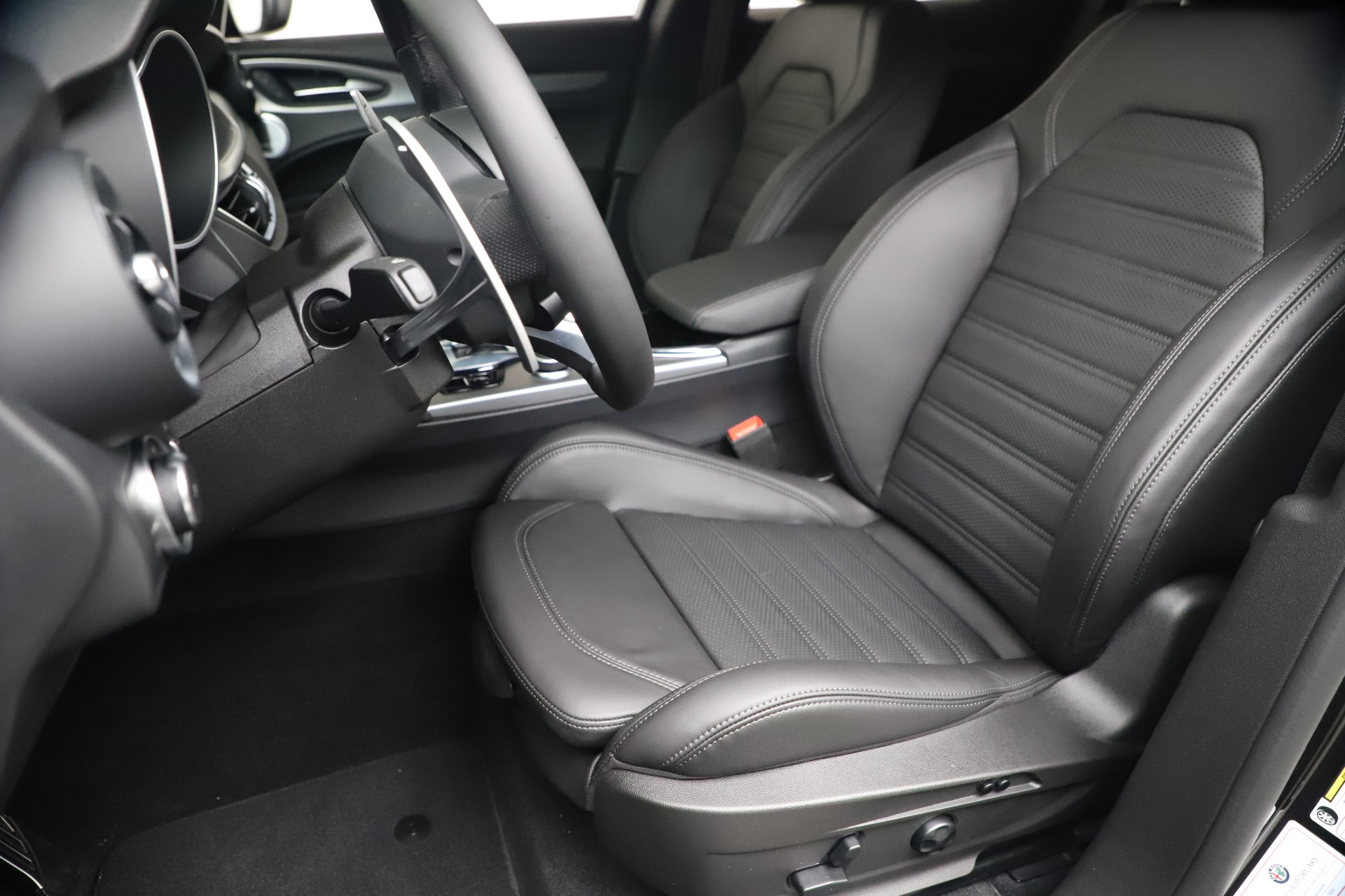 New 2020 Alfa Romeo Stelvio Ti Sport Q4 | St. Petersburg, FL