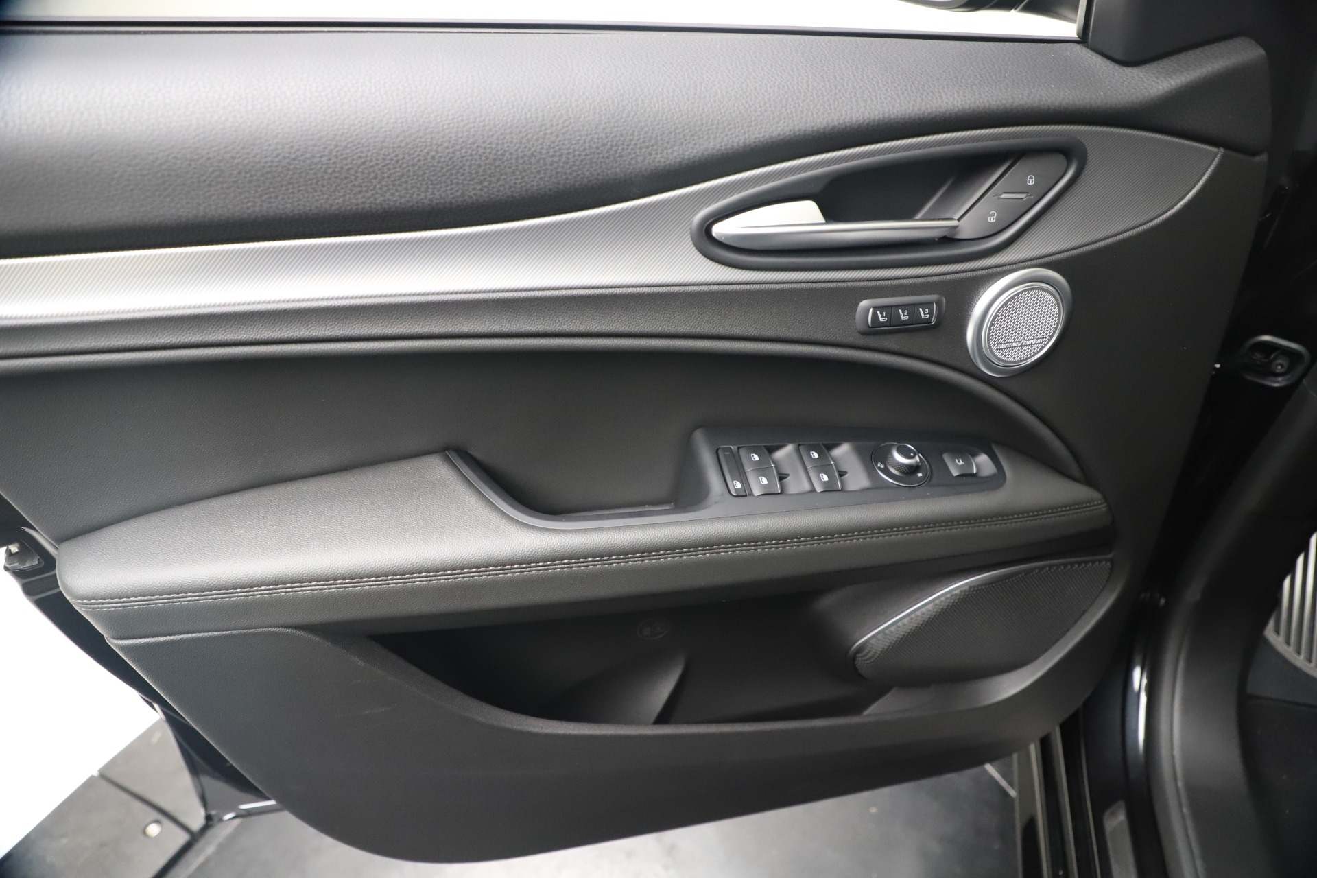 New 2020 Alfa Romeo Stelvio Ti Sport Q4 | St. Petersburg, FL