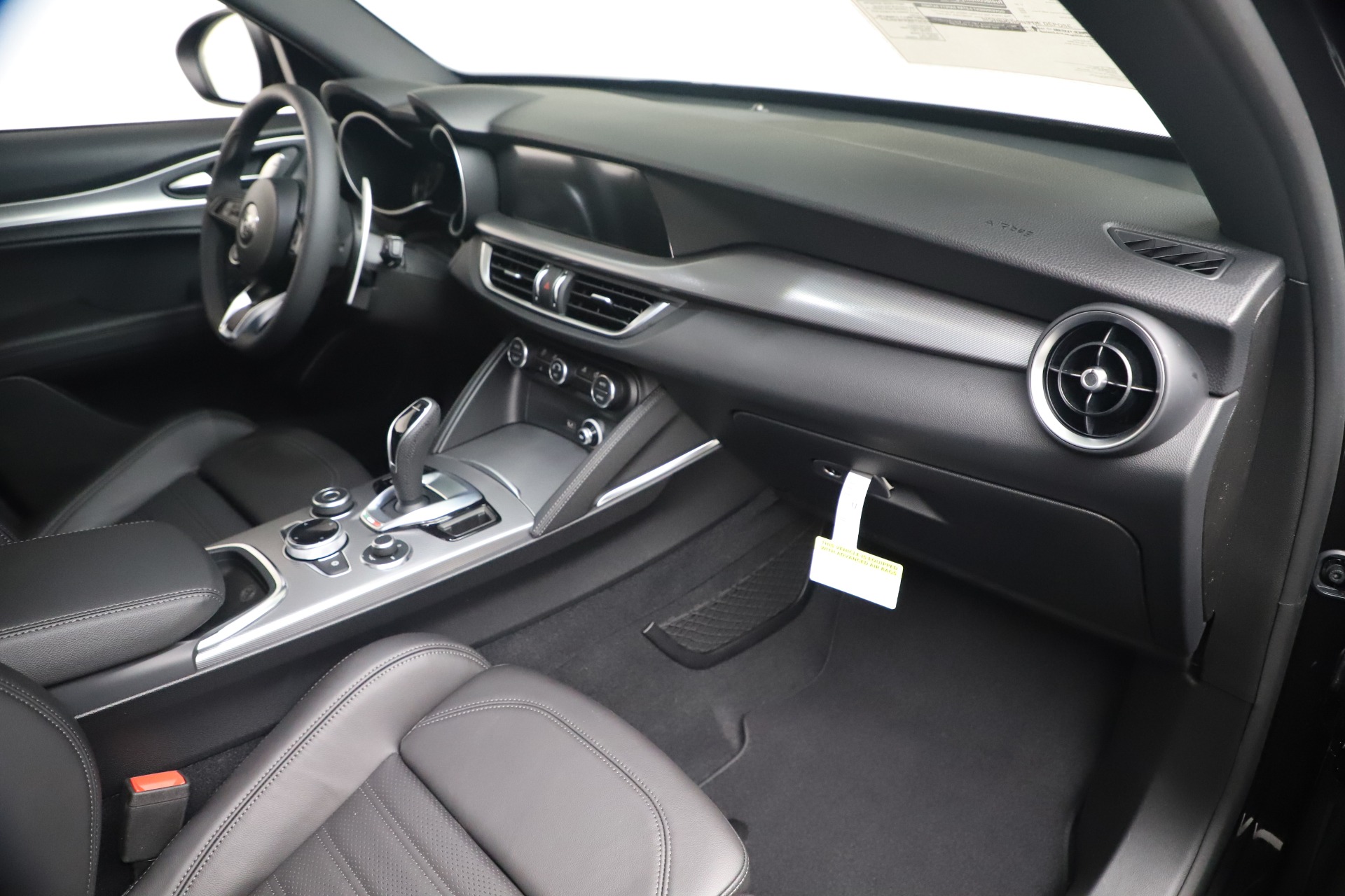 New 2020 Alfa Romeo Stelvio Ti Sport Q4 | St. Petersburg, FL