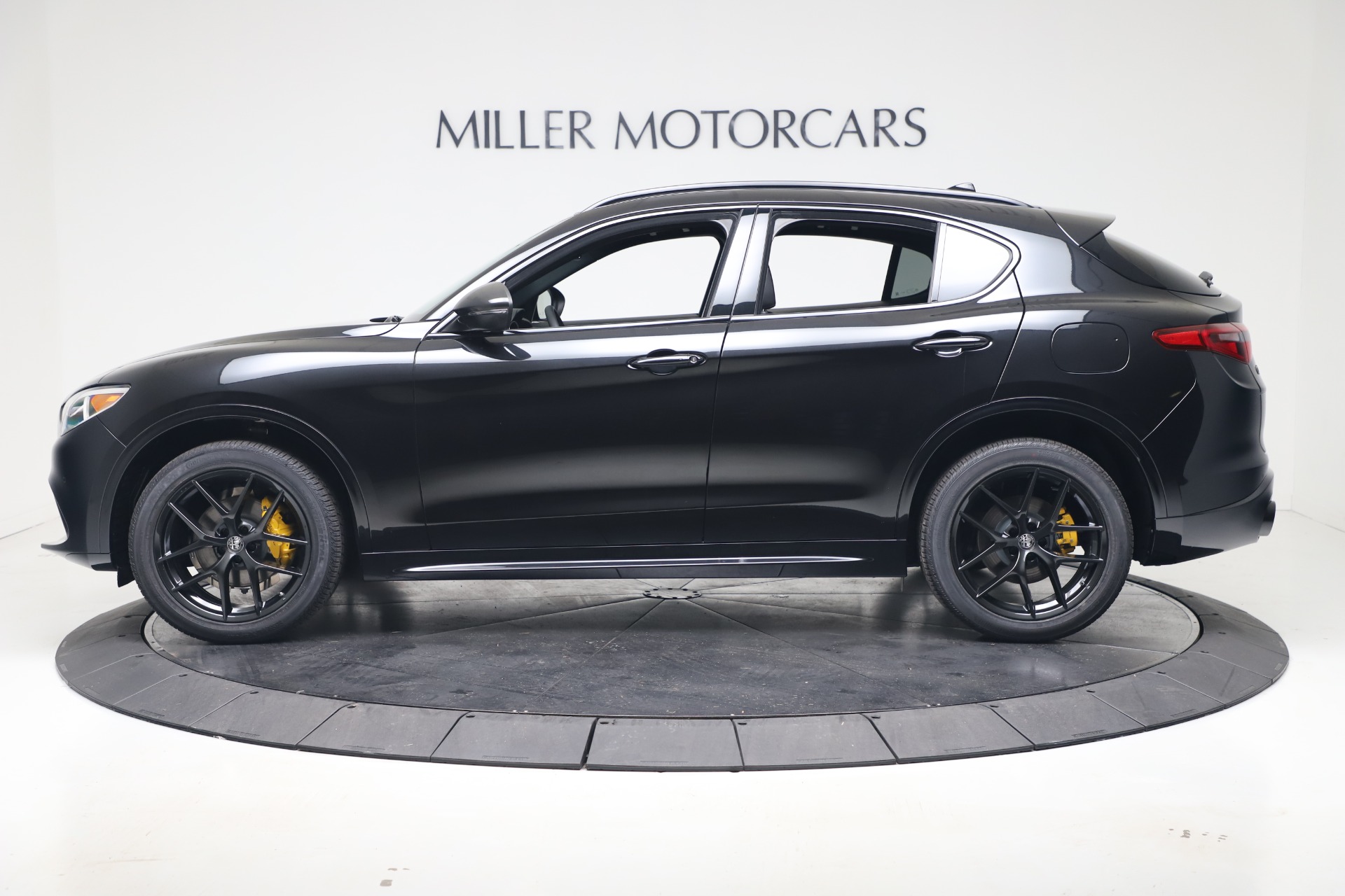 New 2020 Alfa Romeo Stelvio Ti Sport Q4 | St. Petersburg, FL
