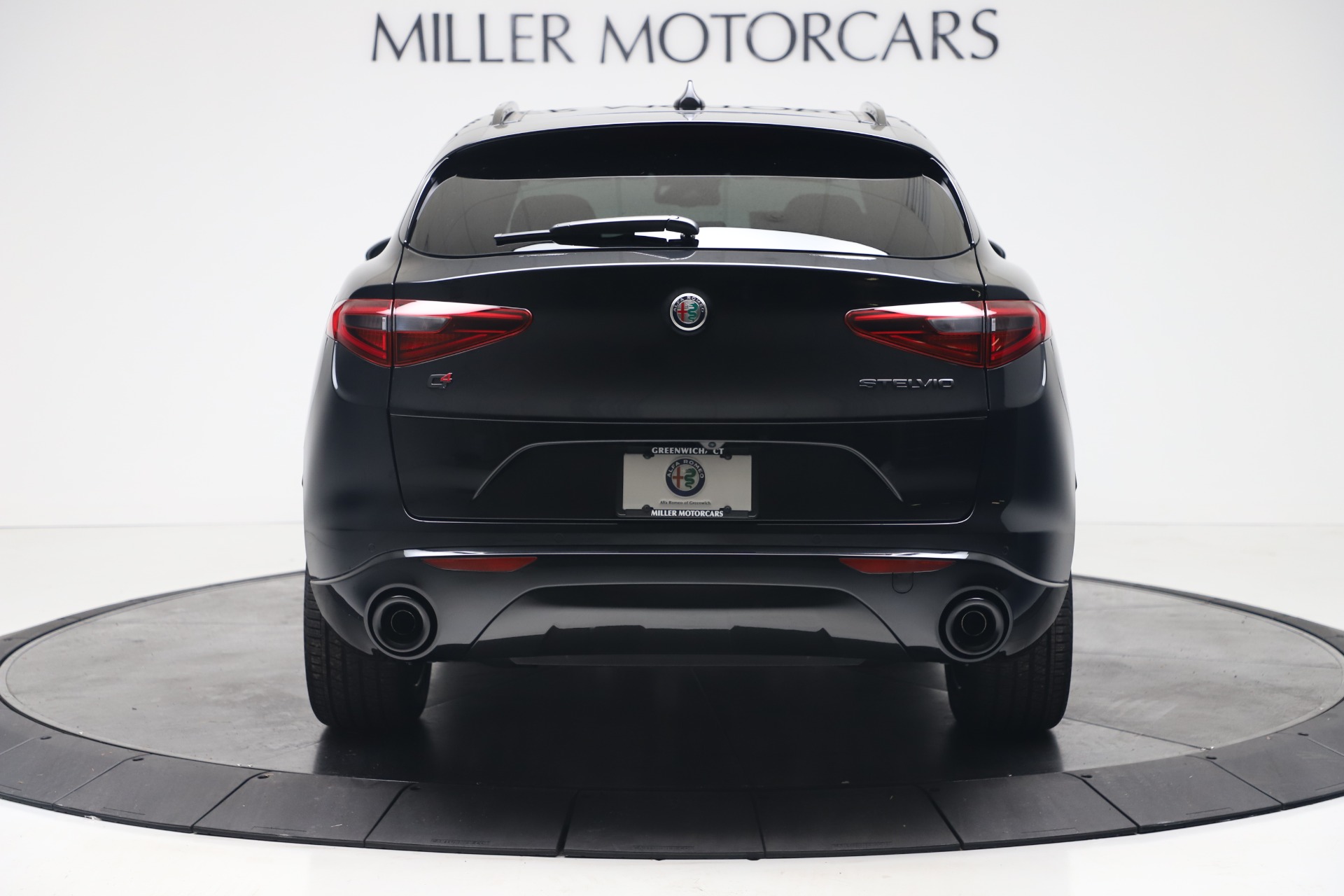 New 2020 Alfa Romeo Stelvio Ti Sport Q4 | St. Petersburg, FL