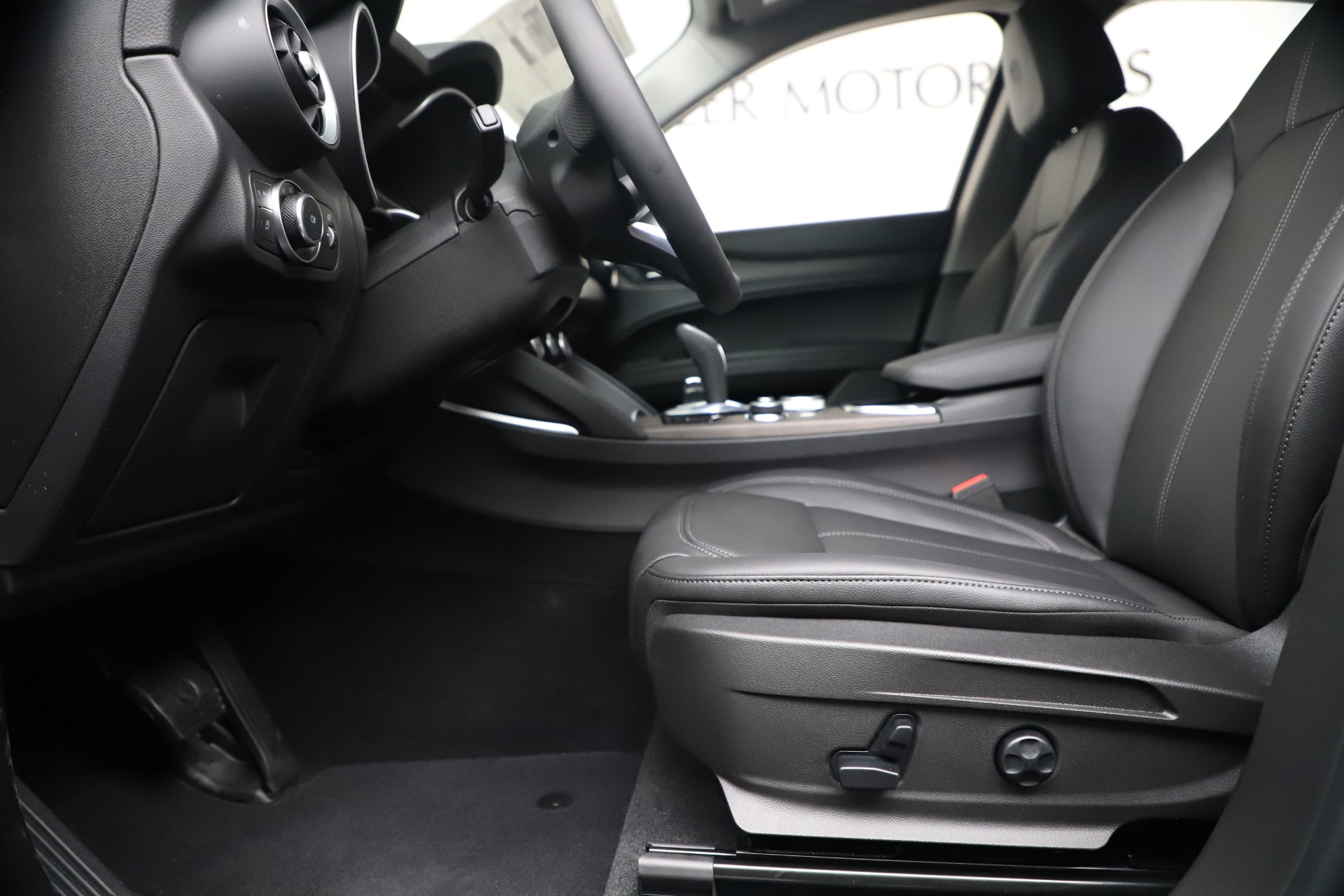 New 2020 Alfa Romeo Stelvio Ti Q4 | St. Petersburg, FL