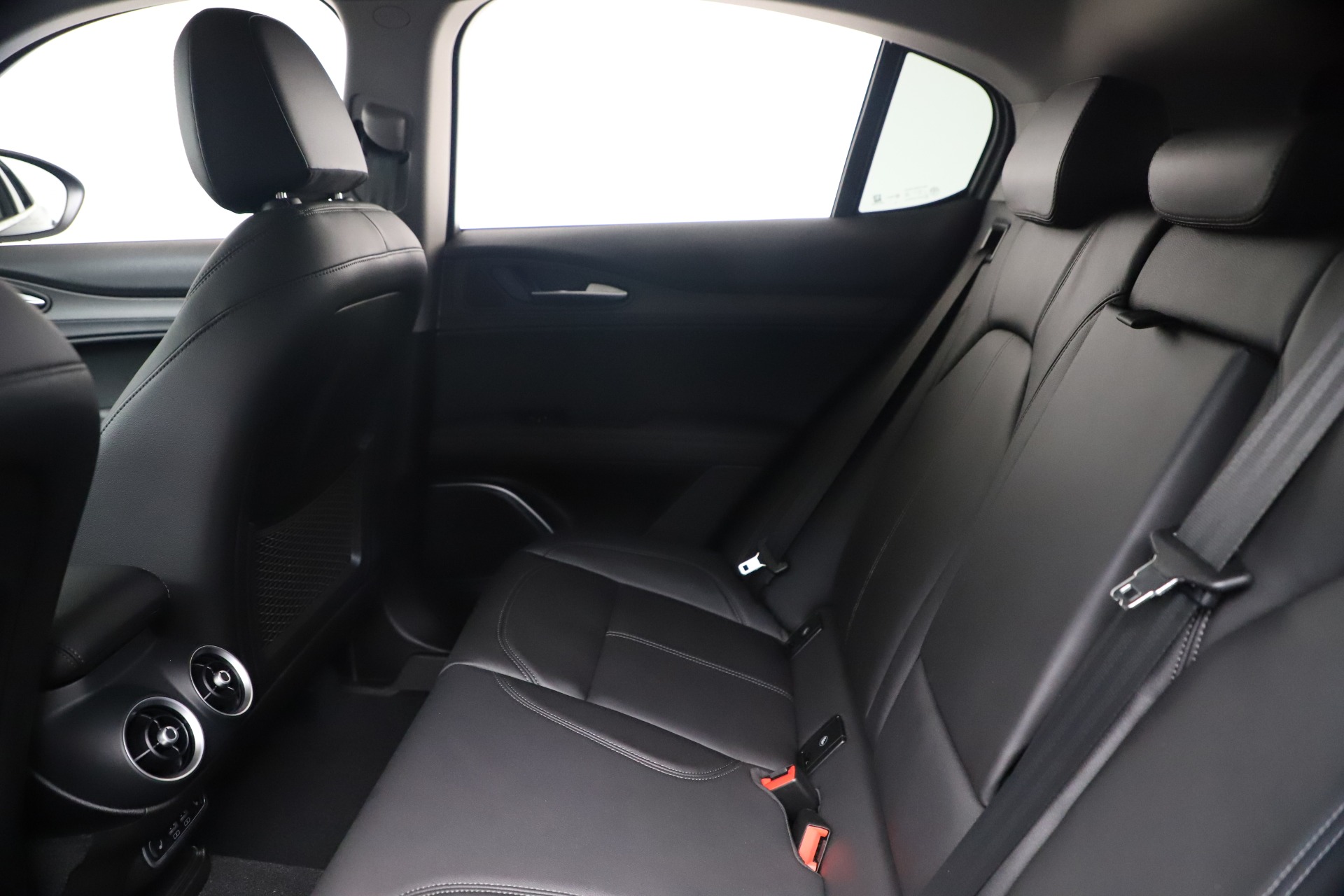 New 2020 Alfa Romeo Stelvio Ti Q4 | St. Petersburg, FL