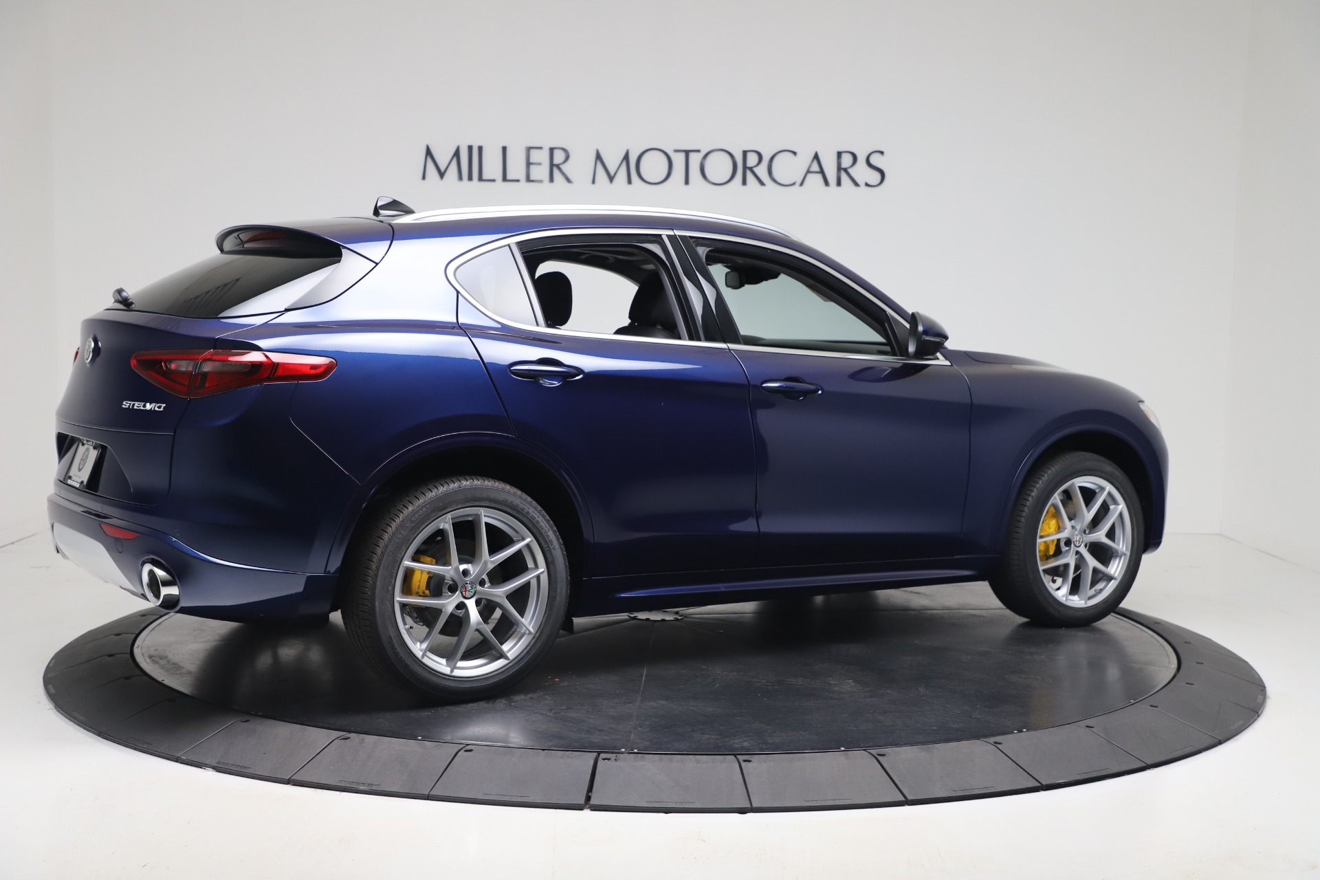 New 2020 Alfa Romeo Stelvio Ti Q4 | St. Petersburg, FL
