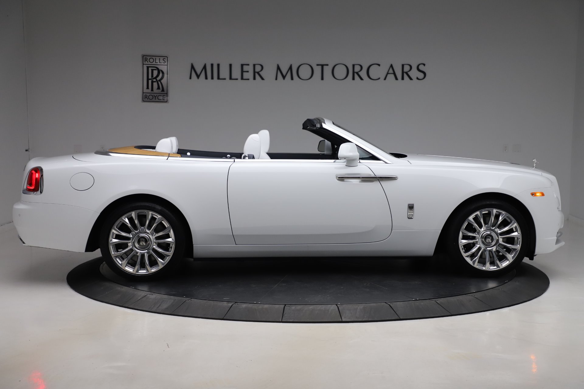 New 2020 Rolls-Royce Dawn | St. Petersburg, FL
