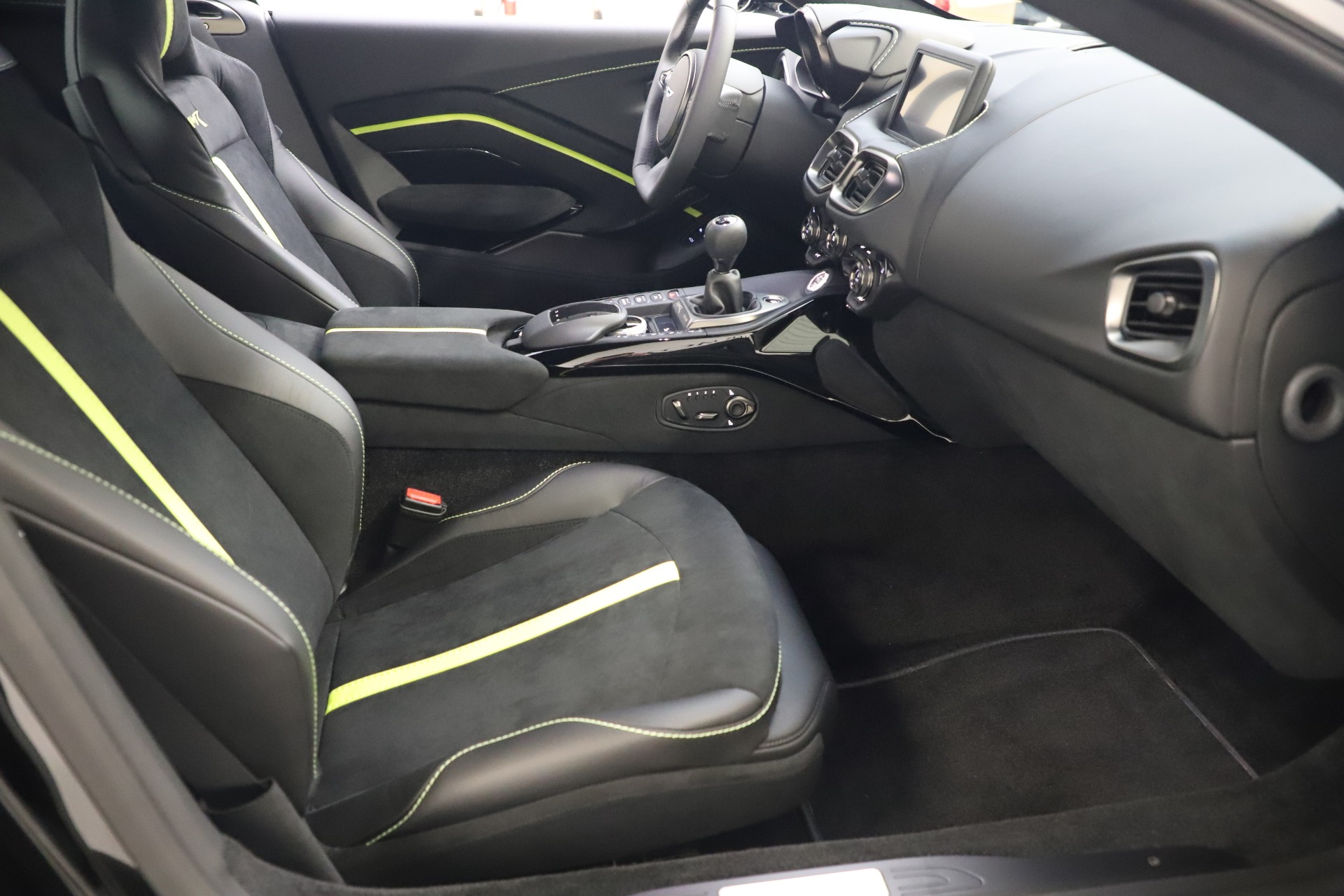 New 2020 Aston Martin Vantage AMR Coupe | St. Petersburg, FL