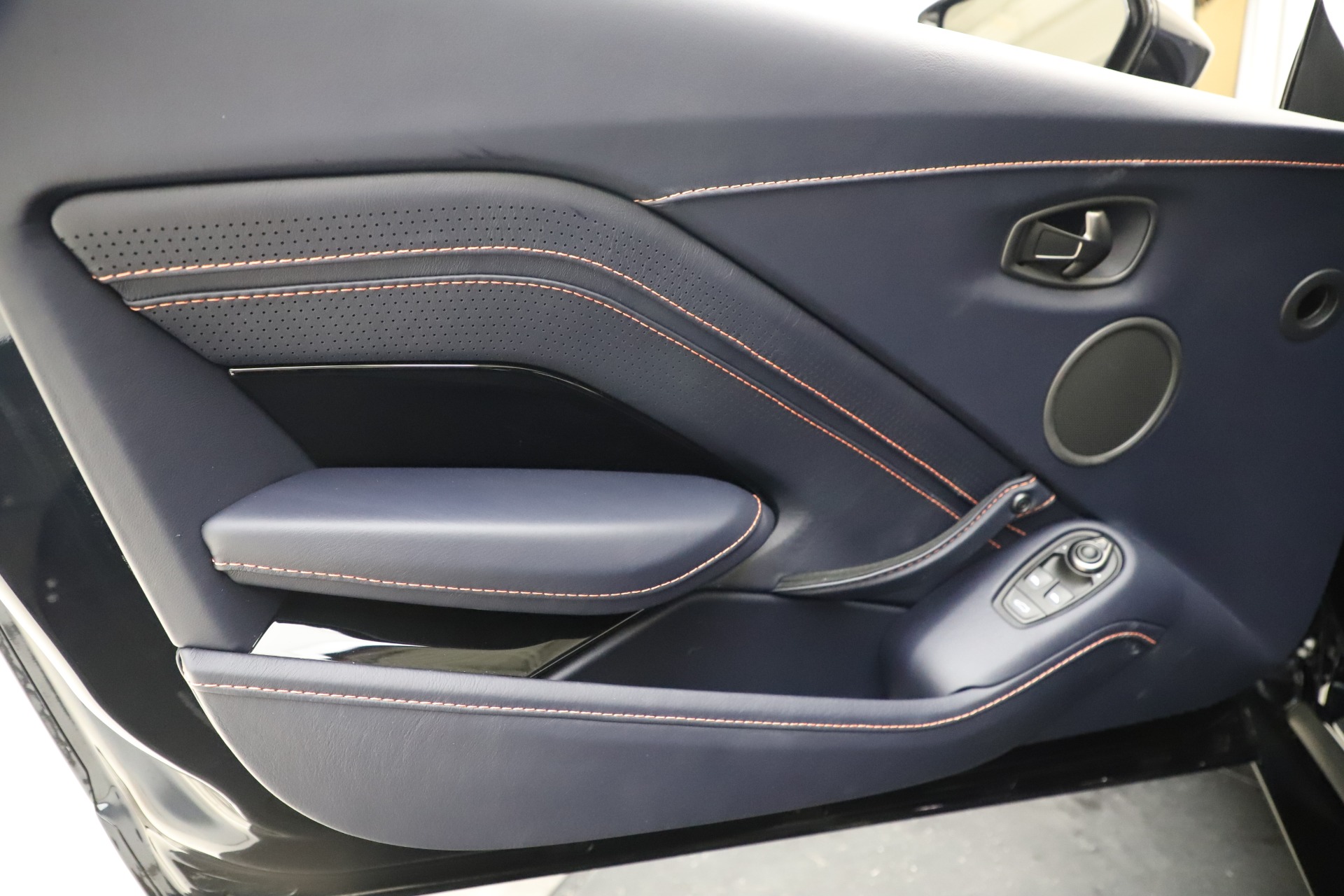 New 2020 Aston Martin Vantage Coupe | St. Petersburg, FL