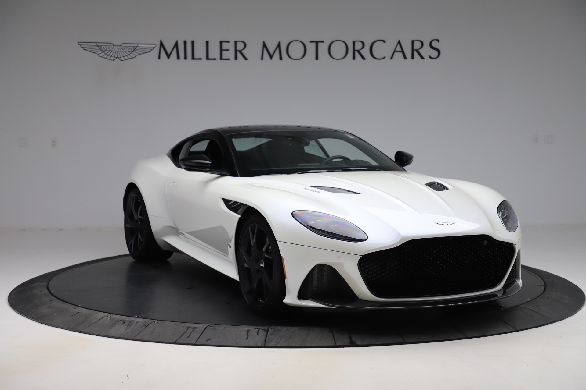 New 2019 Aston Martin DBS Superleggera | St. Petersburg, FL