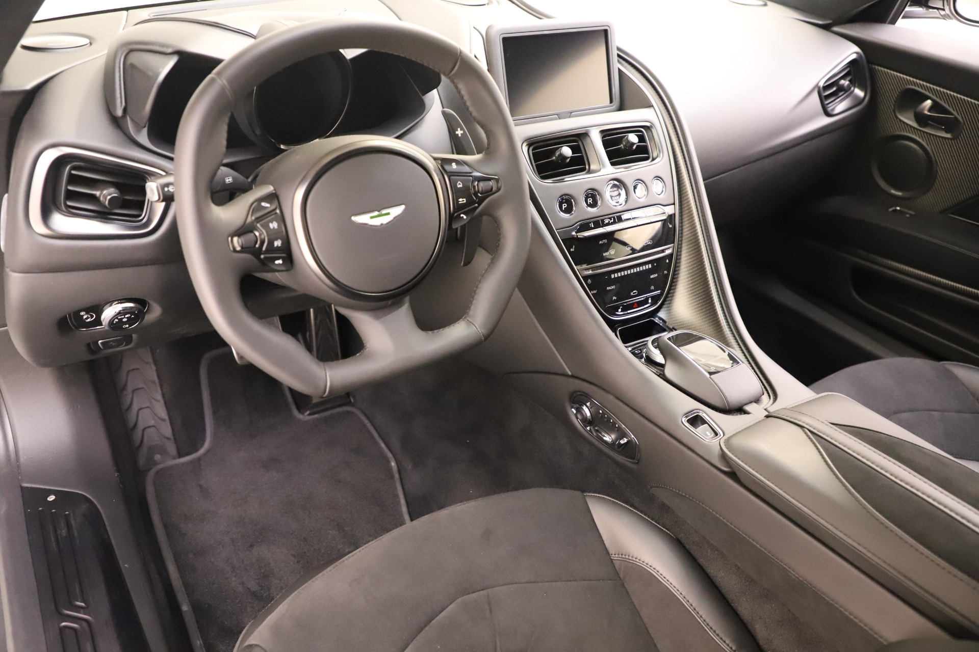 New 2019 Aston Martin DBS Superleggera | St. Petersburg, FL