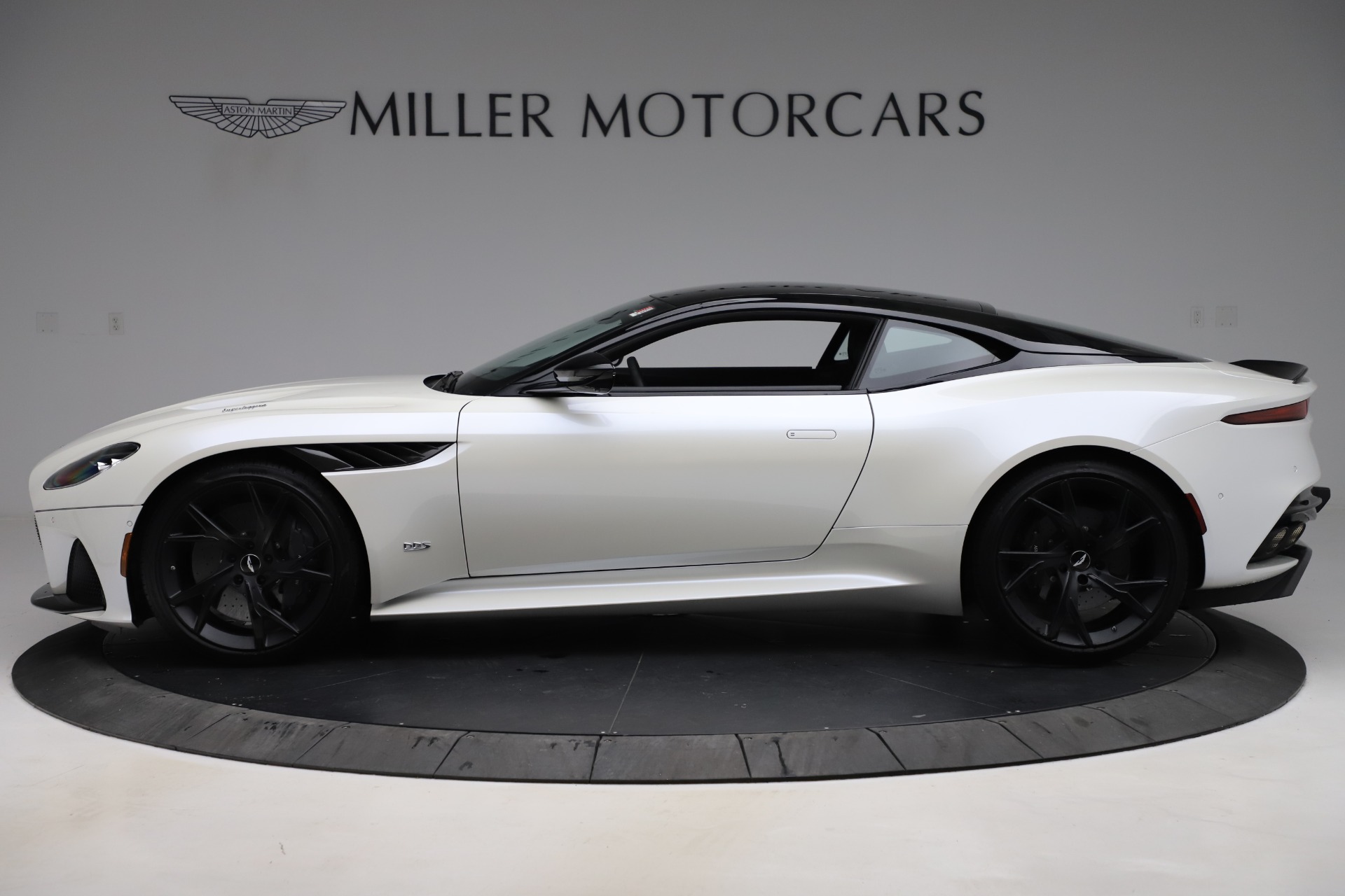 New 2019 Aston Martin DBS Superleggera | St. Petersburg, FL