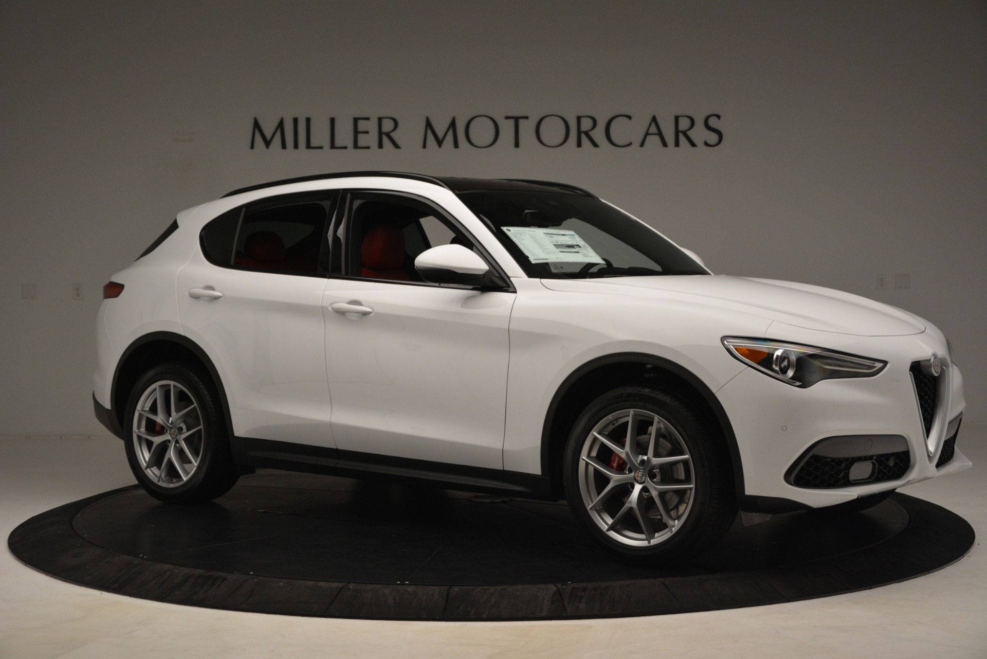New 2019 Alfa Romeo Stelvio Ti Sport Q4 | St. Petersburg, FL