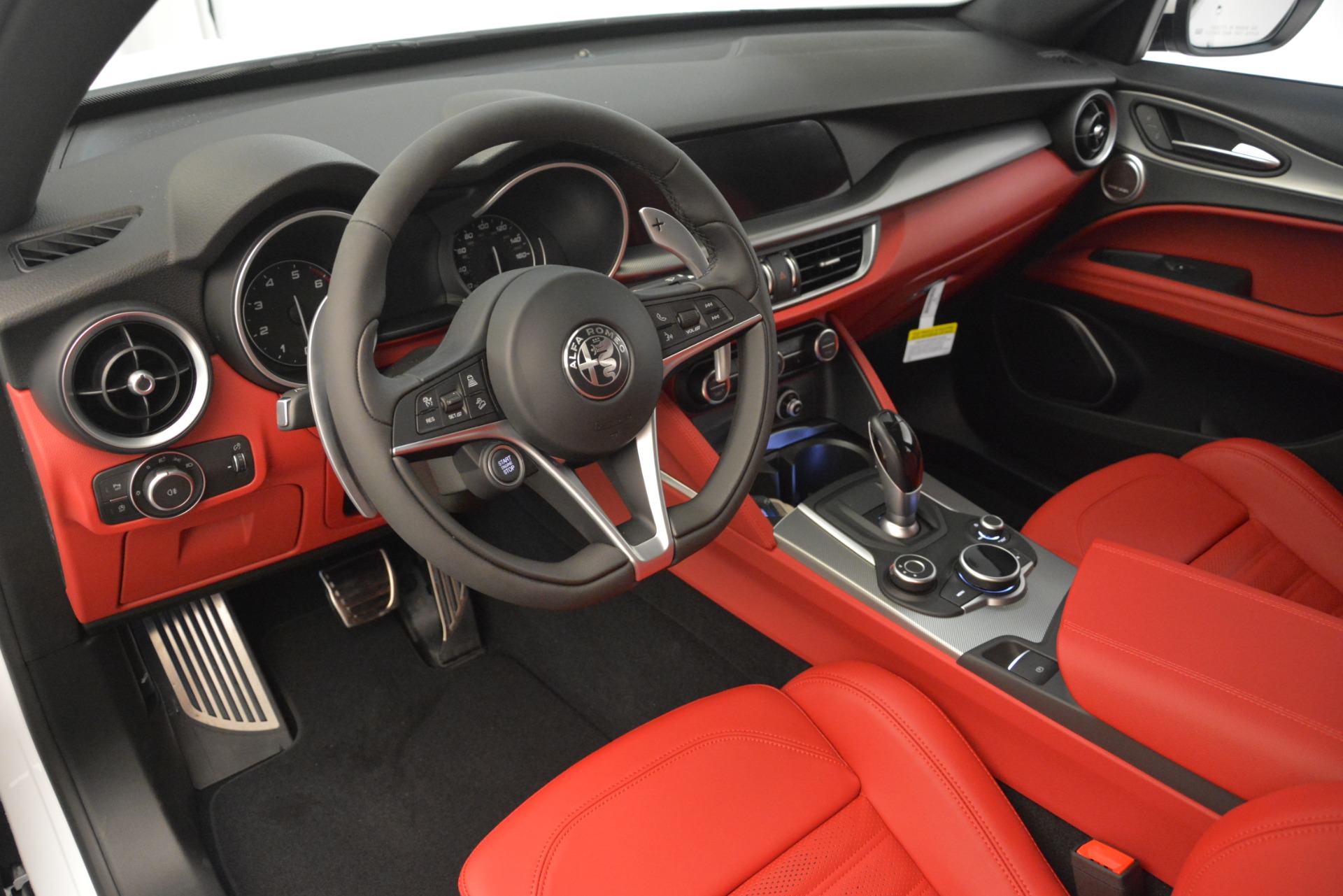New 2019 Alfa Romeo Stelvio Ti Sport Q4 | St. Petersburg, FL