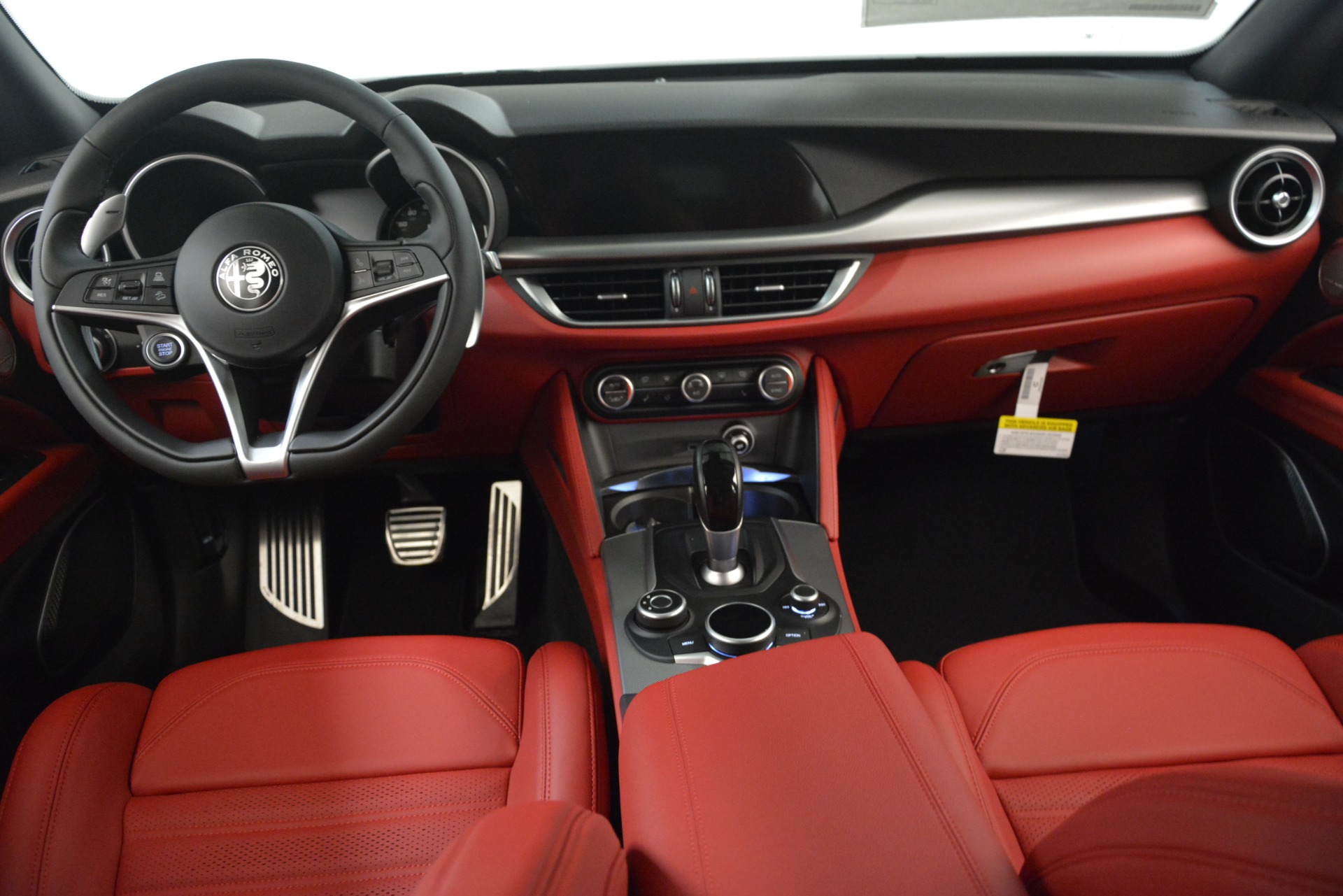 New 2019 Alfa Romeo Stelvio Ti Sport Q4 | St. Petersburg, FL