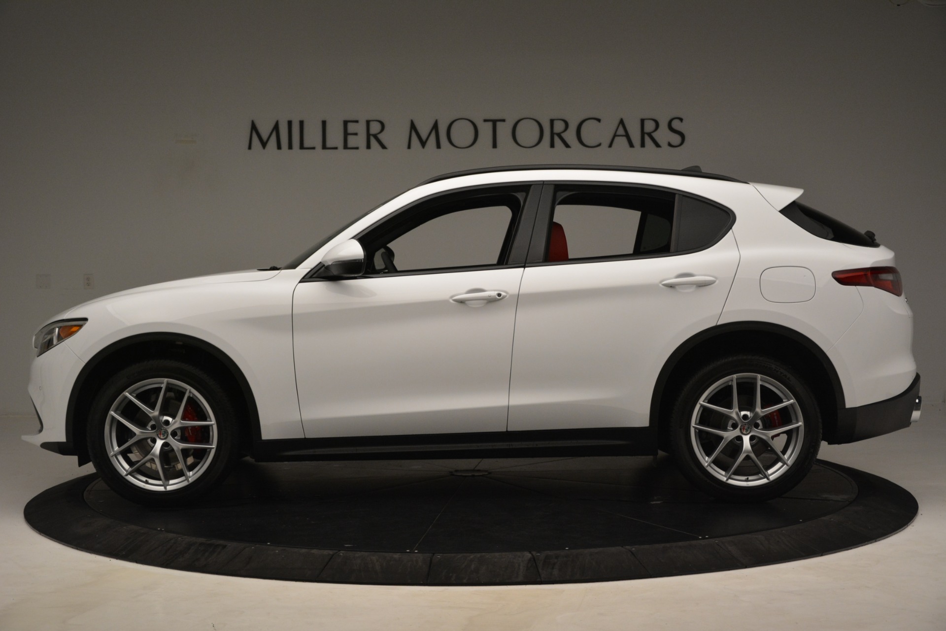 New 2019 Alfa Romeo Stelvio Ti Sport Q4 | St. Petersburg, FL