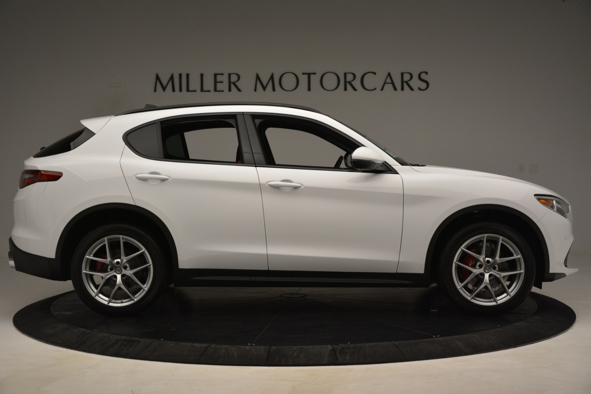 New 2019 Alfa Romeo Stelvio Ti Sport Q4 | St. Petersburg, FL