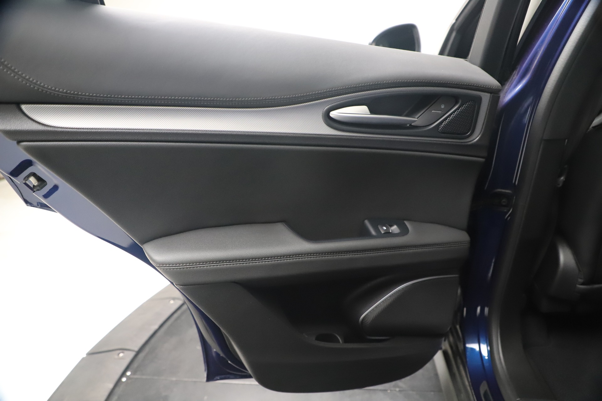 New 2019 Alfa Romeo Stelvio Ti Sport Q4 | St. Petersburg, FL