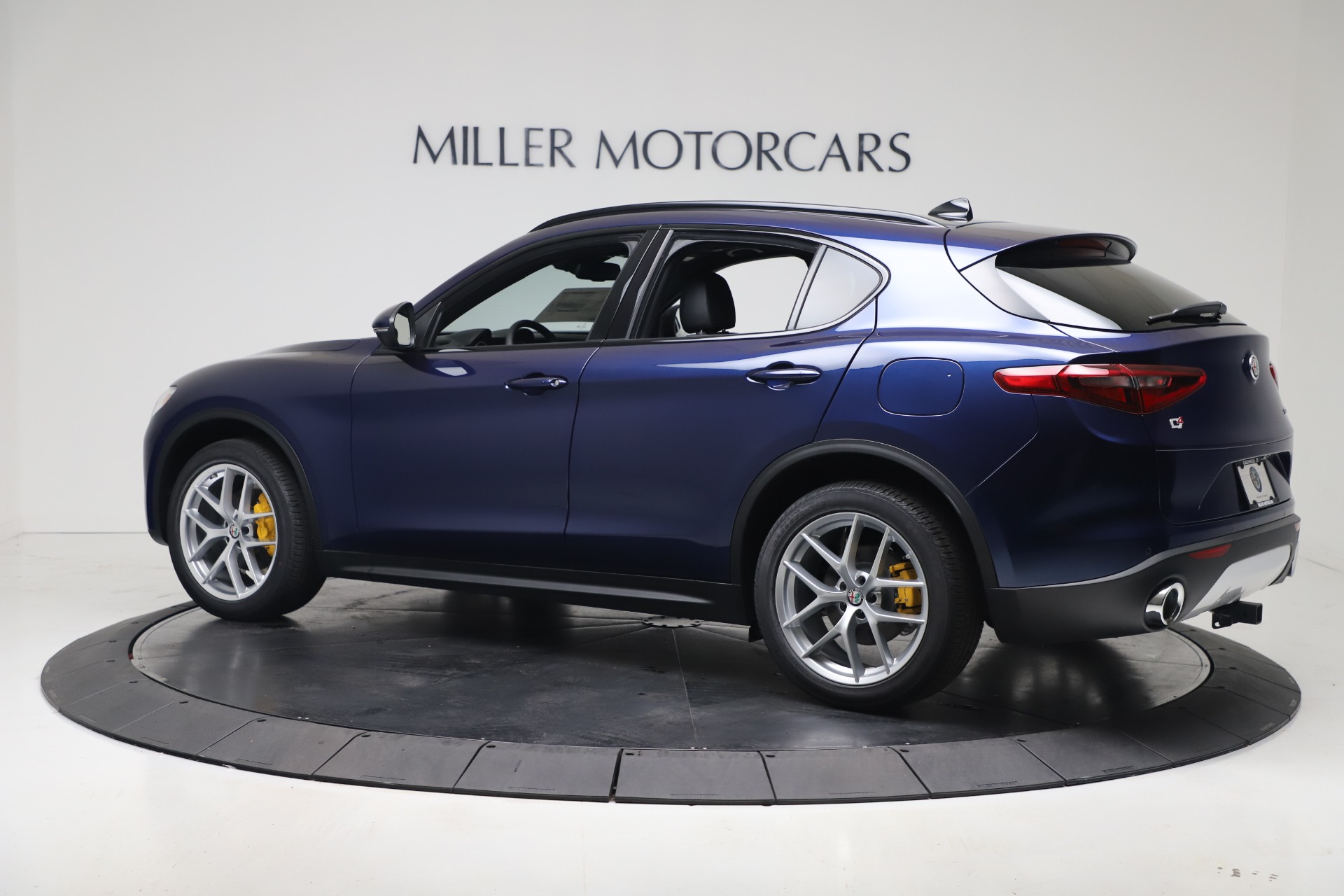 New 2019 Alfa Romeo Stelvio Ti Sport Q4 | St. Petersburg, FL
