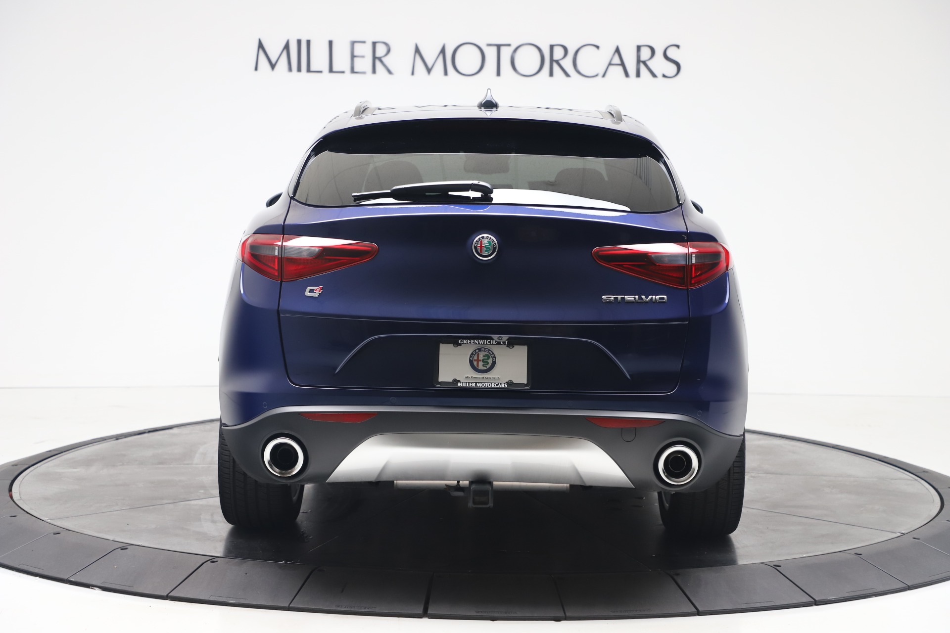 New 2019 Alfa Romeo Stelvio Ti Sport Q4 | St. Petersburg, FL