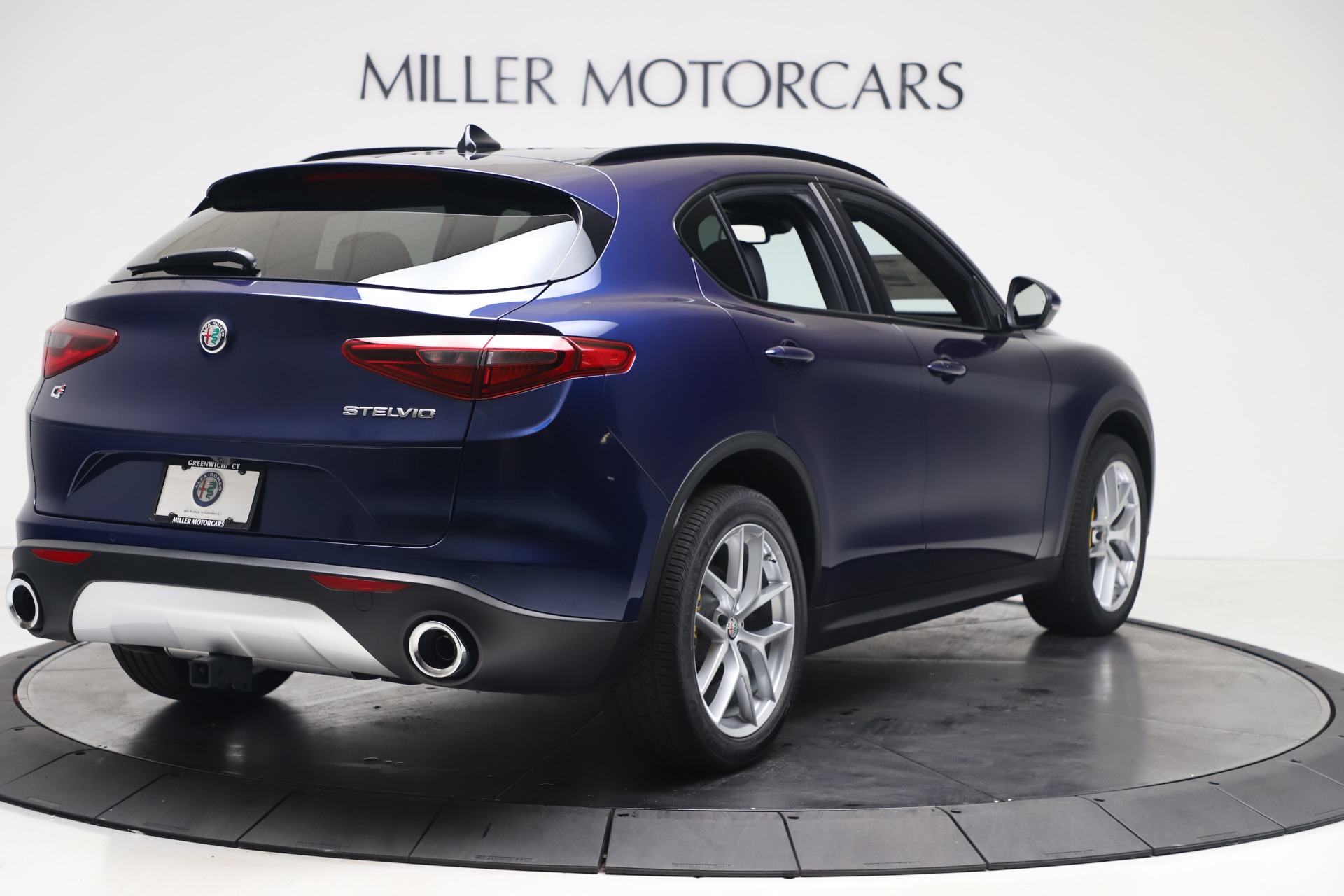 New 2019 Alfa Romeo Stelvio Ti Sport Q4 | St. Petersburg, FL