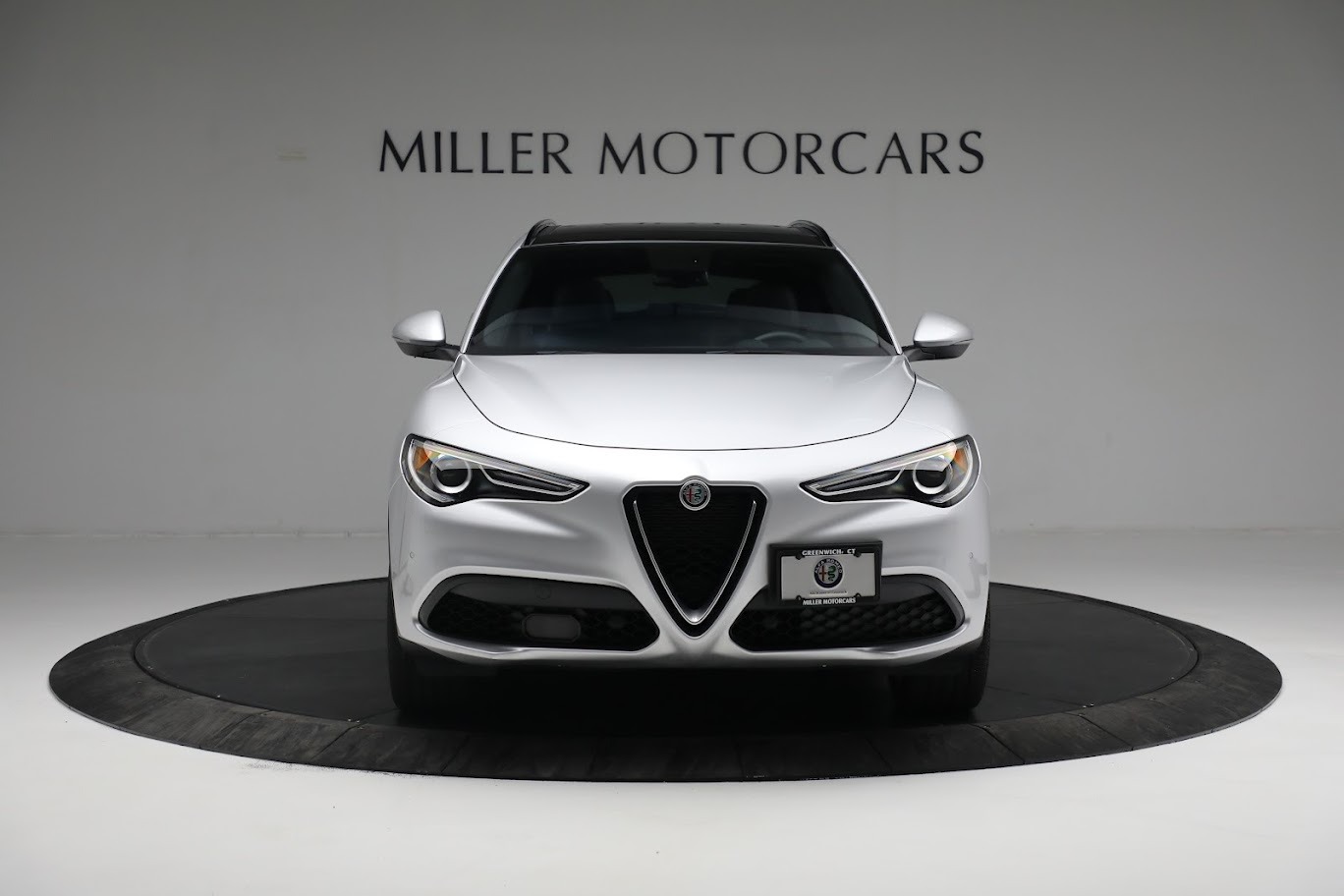 New 2019 Alfa Romeo Stelvio Ti Sport Q4 | St. Petersburg, FL