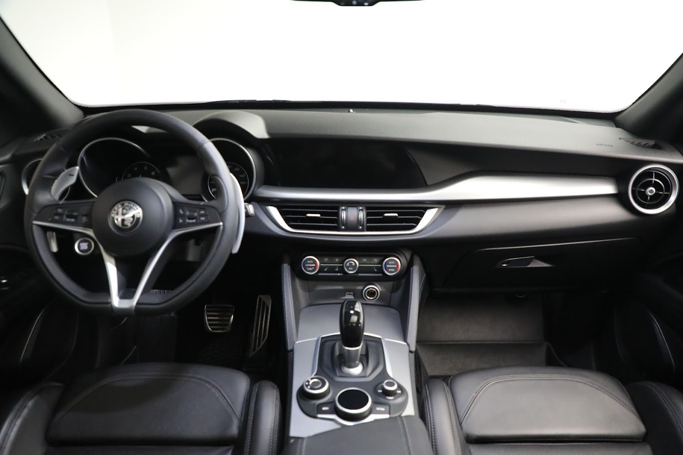 New 2019 Alfa Romeo Stelvio Ti Sport Q4 | St. Petersburg, FL