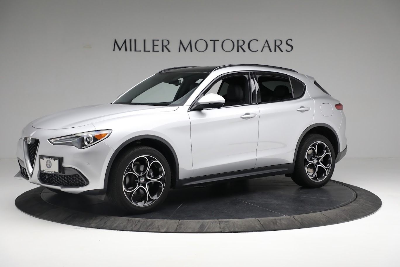 New 2019 Alfa Romeo Stelvio Ti Sport Q4 | St. Petersburg, FL