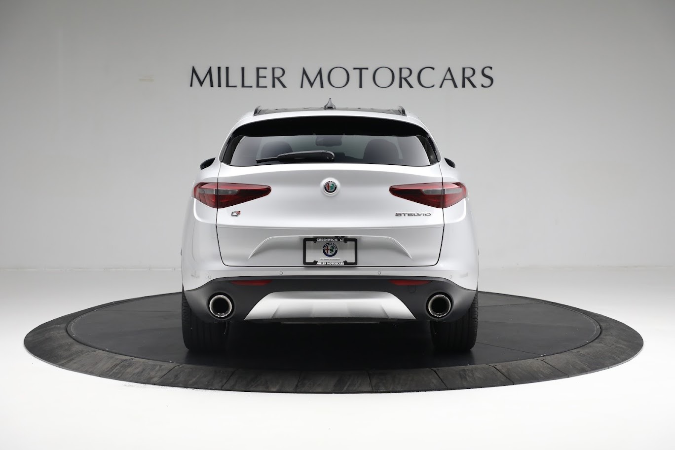 New 2019 Alfa Romeo Stelvio Ti Sport Q4 | St. Petersburg, FL