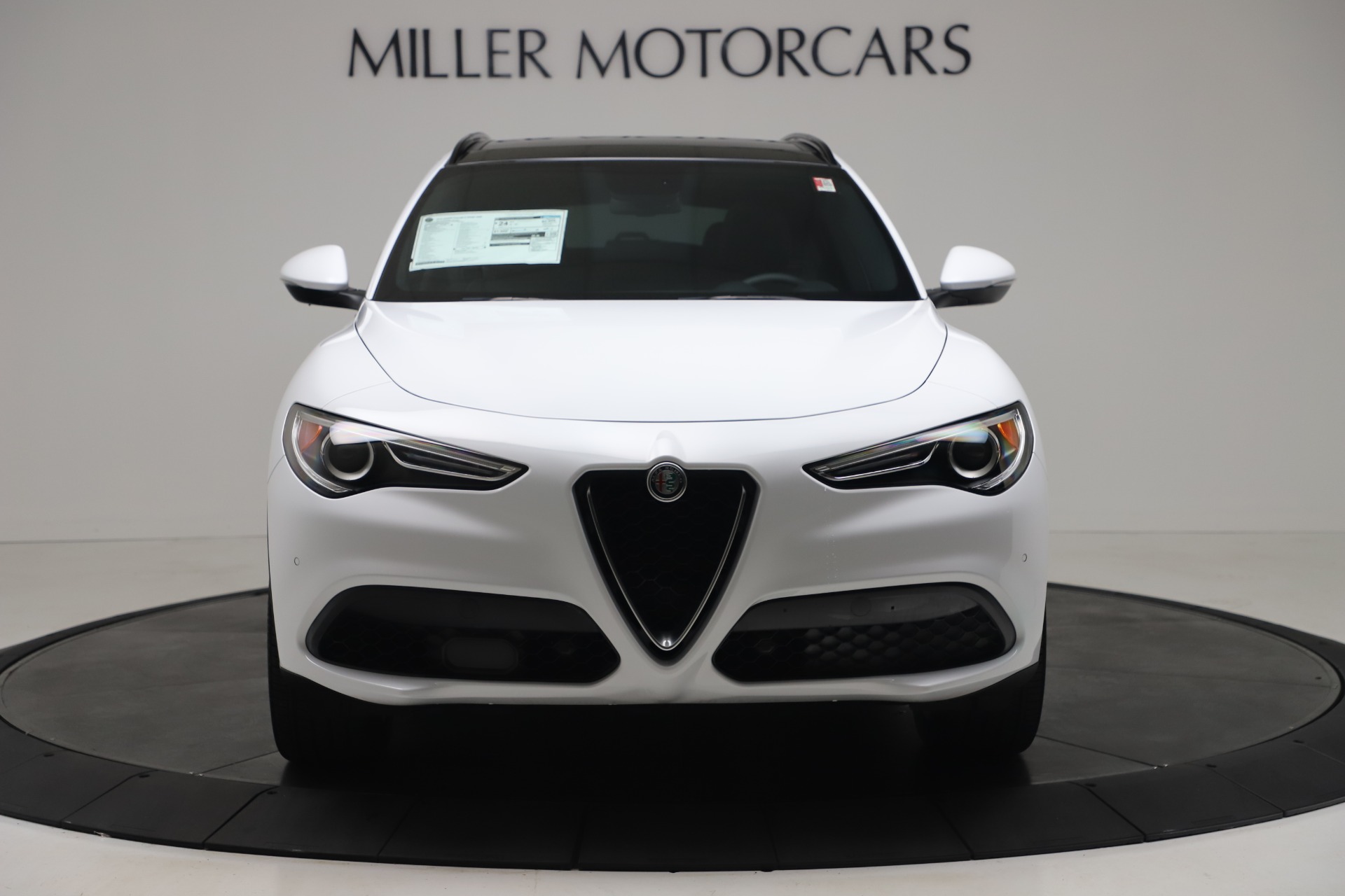 New 2019 Alfa Romeo Stelvio Ti Sport Q4 | St. Petersburg, FL