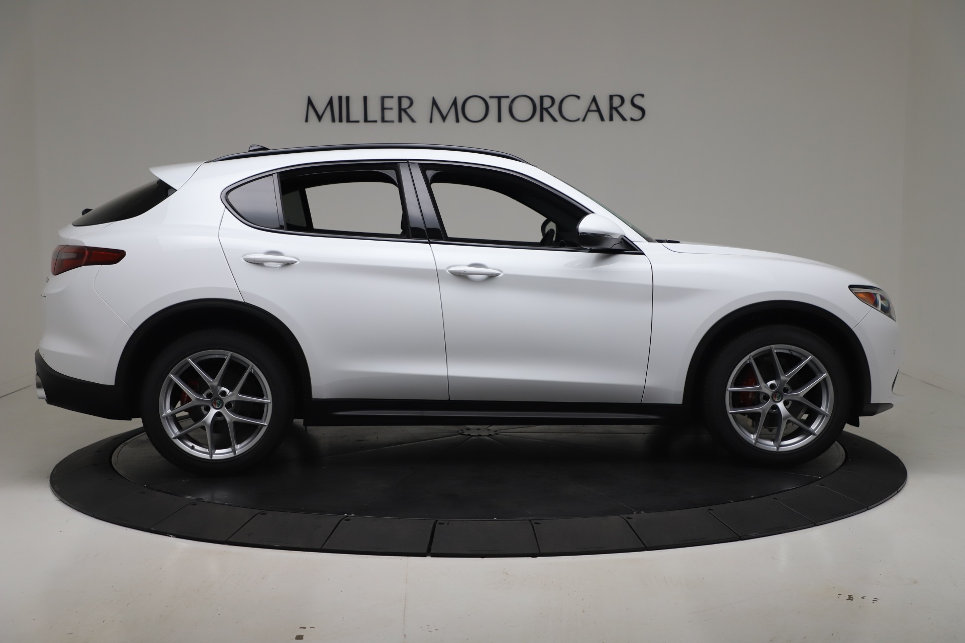 New 2019 Alfa Romeo Stelvio Ti Sport Q4 | St. Petersburg, FL