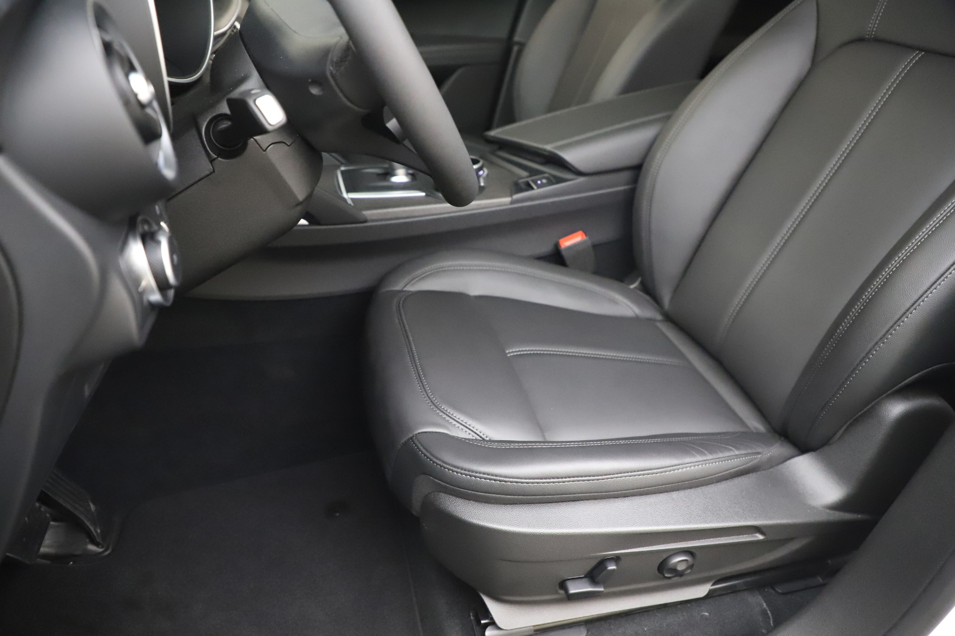 New 2019 Alfa Romeo Stelvio Ti Q4 | St. Petersburg, FL