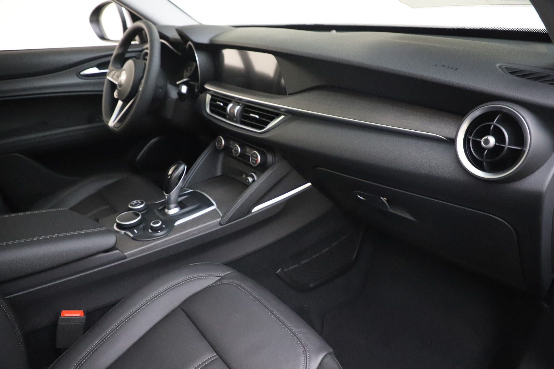 New 2019 Alfa Romeo Stelvio Ti Q4 | St. Petersburg, FL