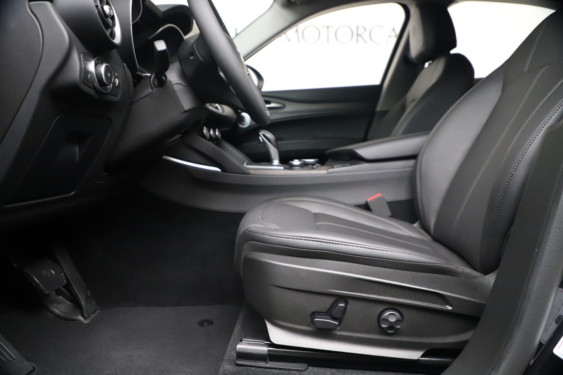 New 2019 Alfa Romeo Stelvio Ti Q4 | St. Petersburg, FL