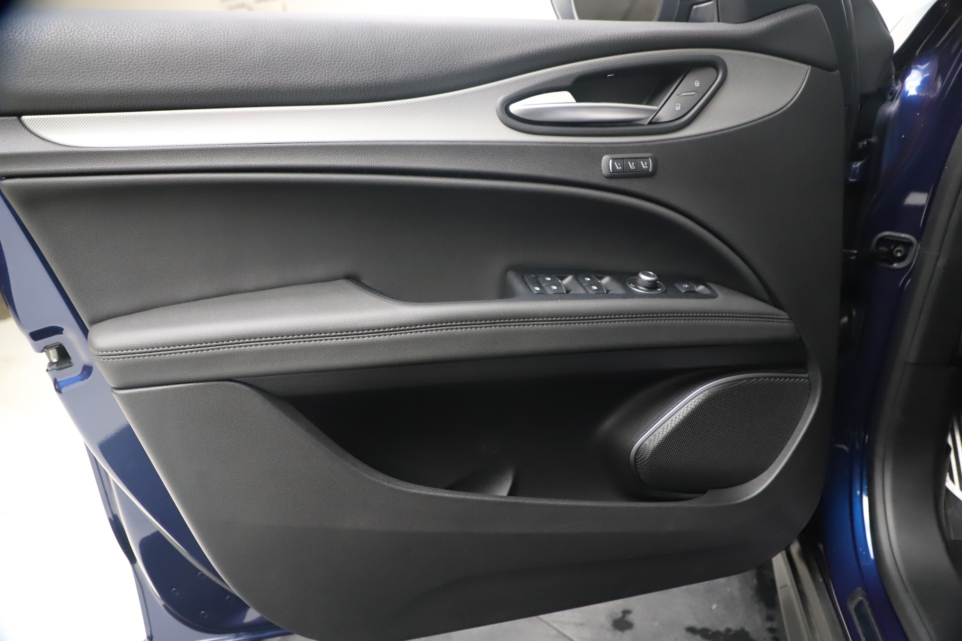 New 2019 Alfa Romeo Stelvio Ti Sport Q4 | St. Petersburg, FL