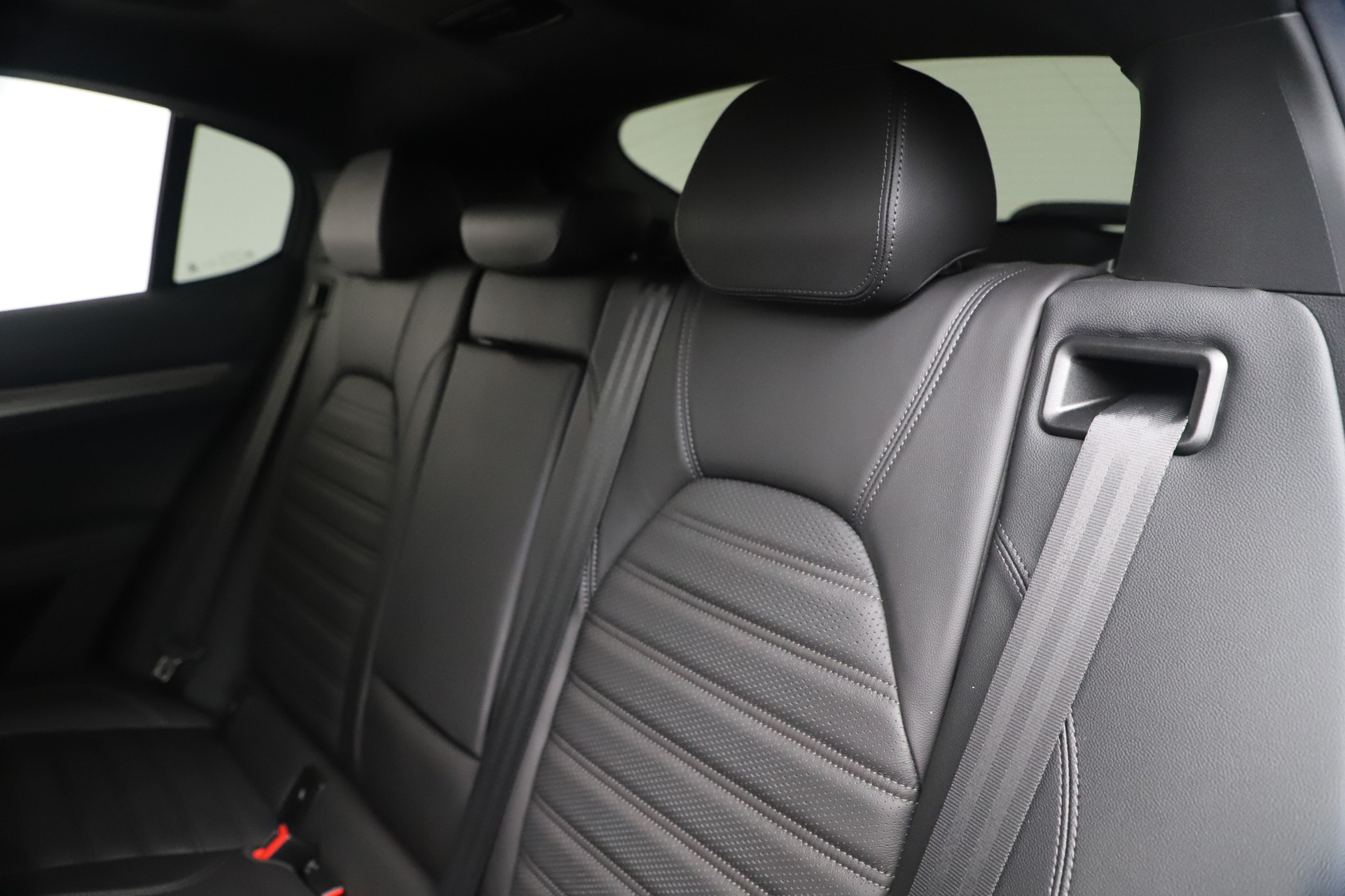 New 2019 Alfa Romeo Stelvio Ti Sport Q4 | St. Petersburg, FL