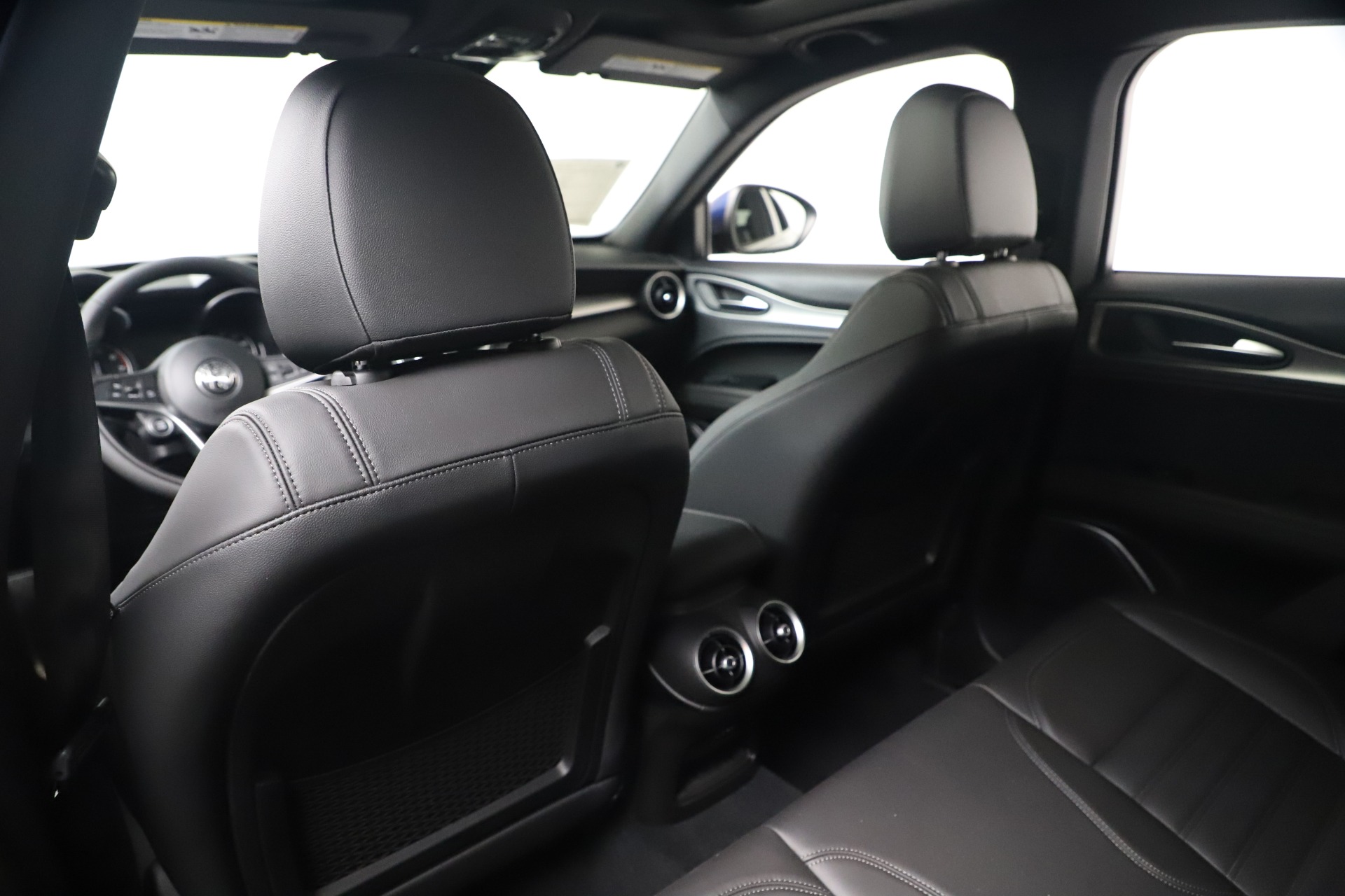 New 2019 Alfa Romeo Stelvio Ti Sport Q4 | St. Petersburg, FL
