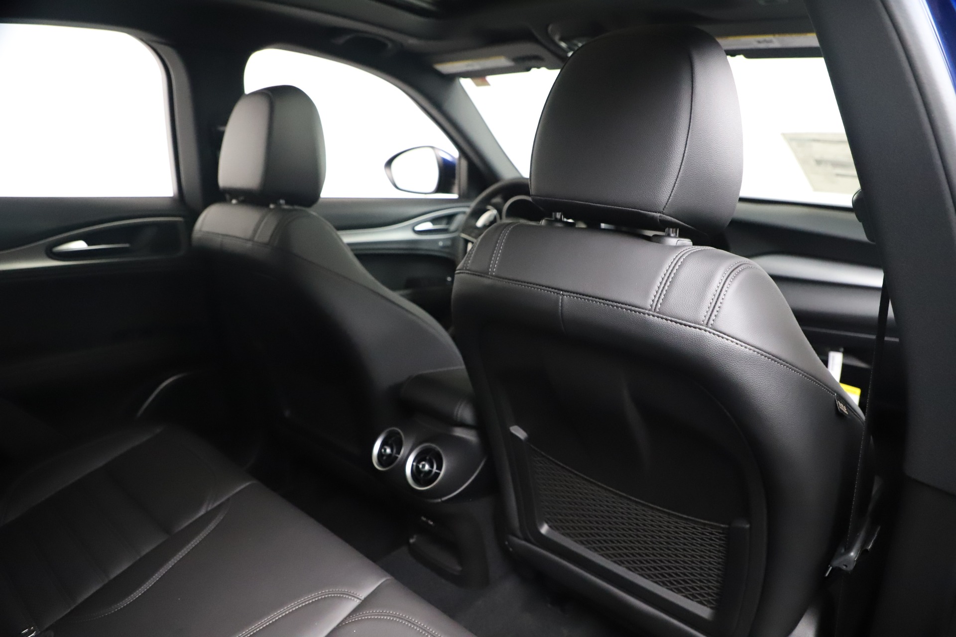 New 2019 Alfa Romeo Stelvio Ti Sport Q4 | St. Petersburg, FL