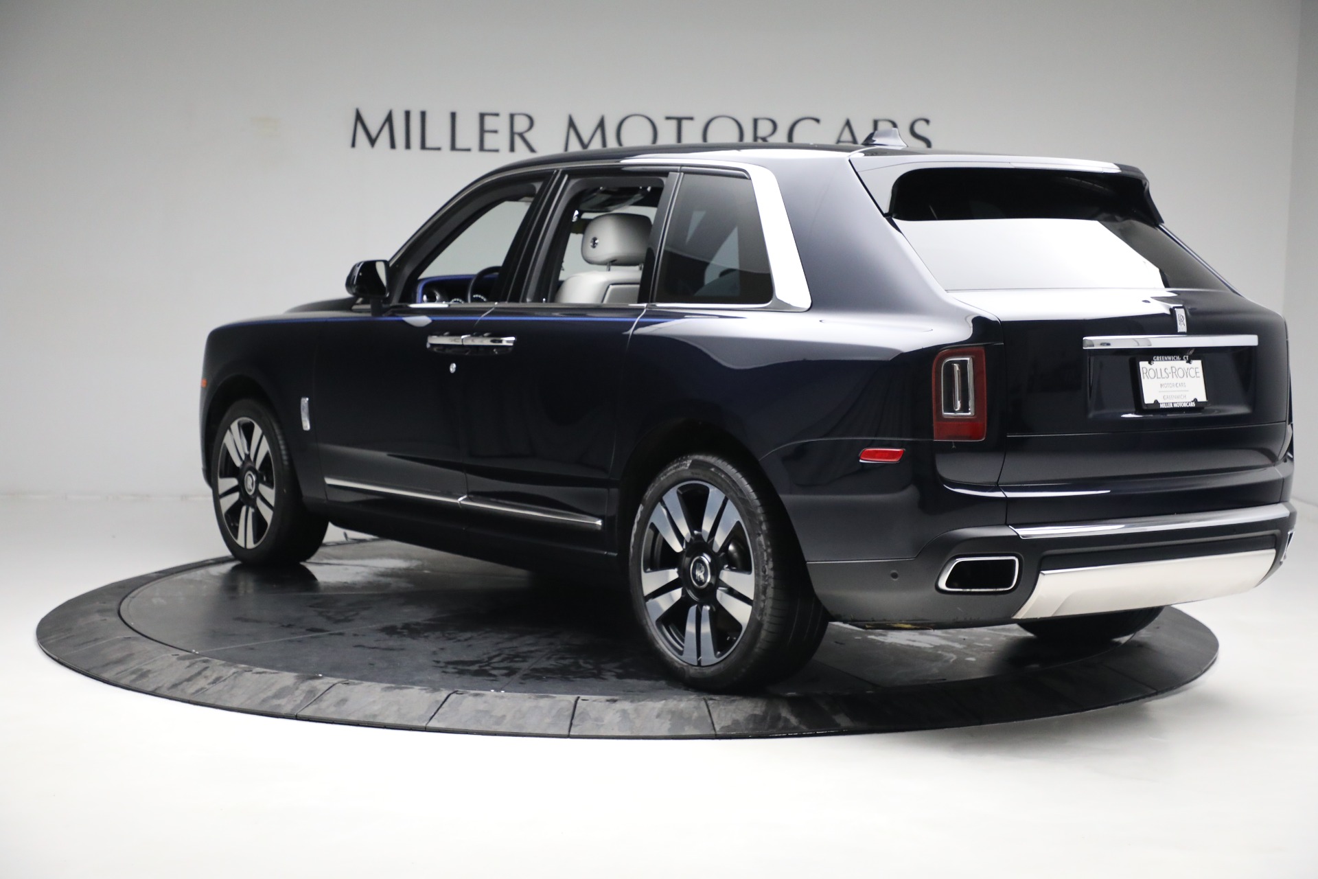 Used 2019 Rolls-Royce Cullinan | St. Petersburg, FL