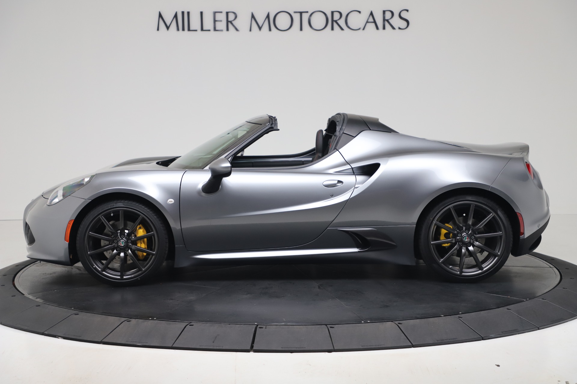 New 2020 Alfa Romeo 4C Spider | St. Petersburg, FL