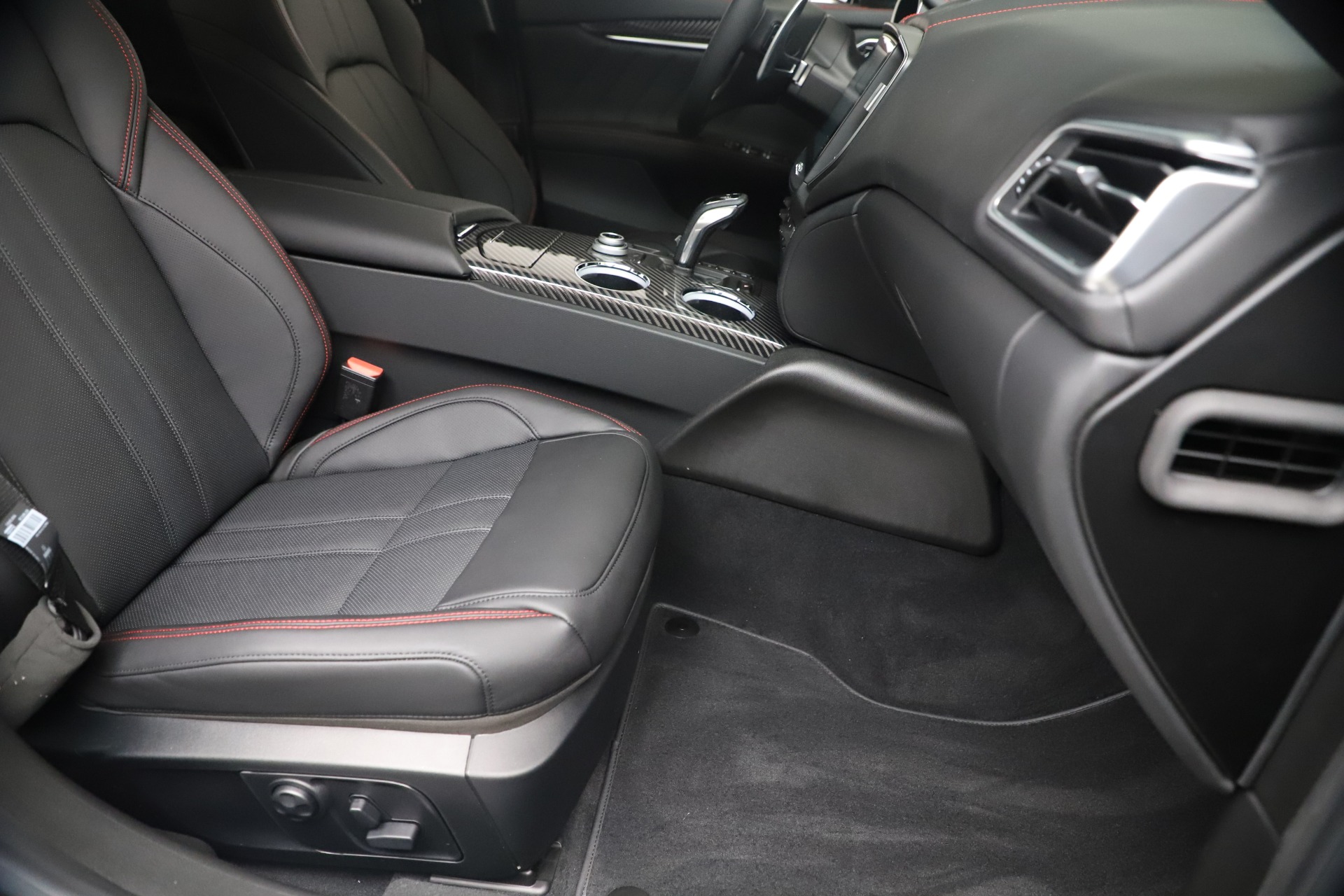 New 2020 Maserati Ghibli S Q4 GranSport | St. Petersburg, FL