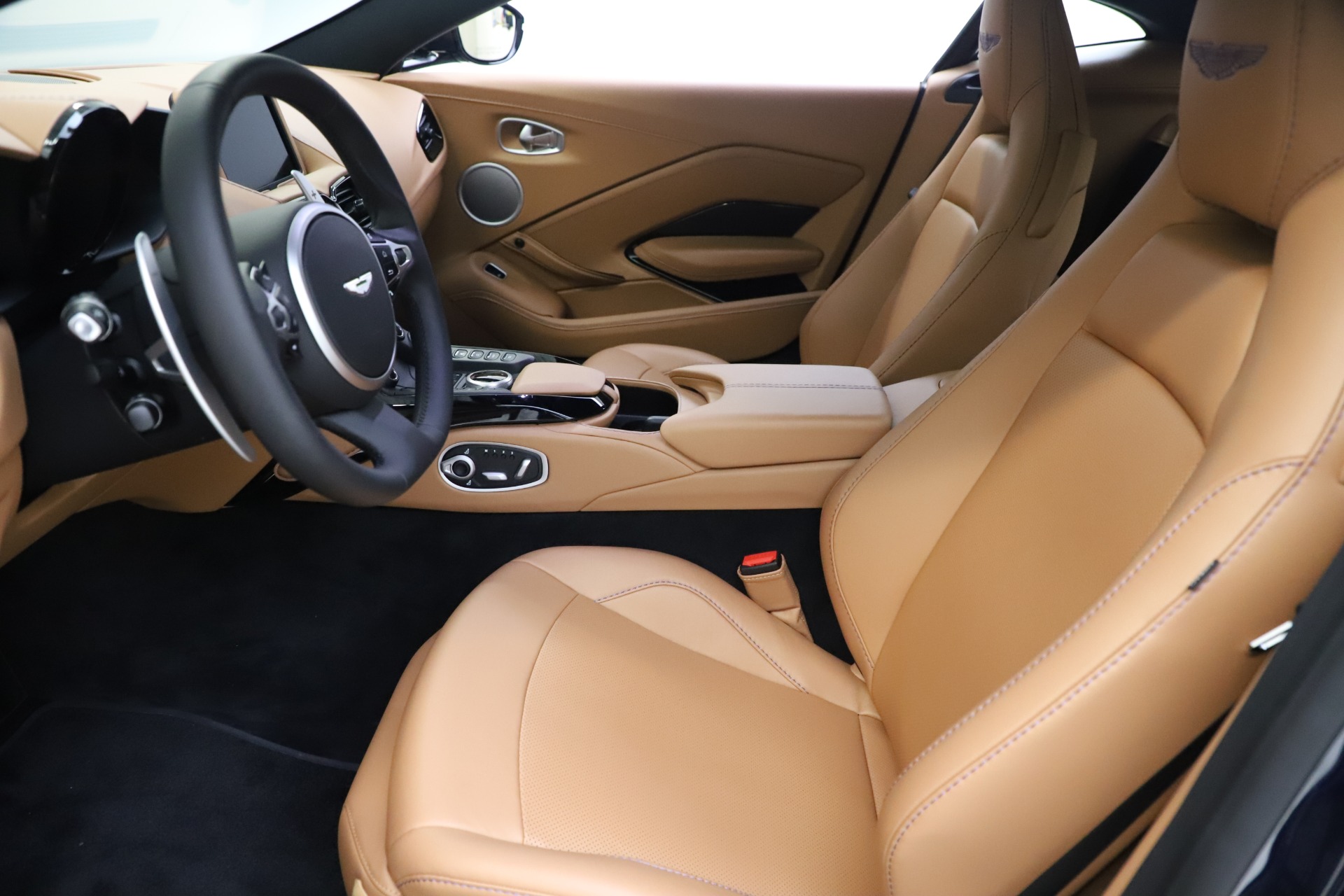 New 2020 Aston Martin Vantage Coupe | St. Petersburg, FL