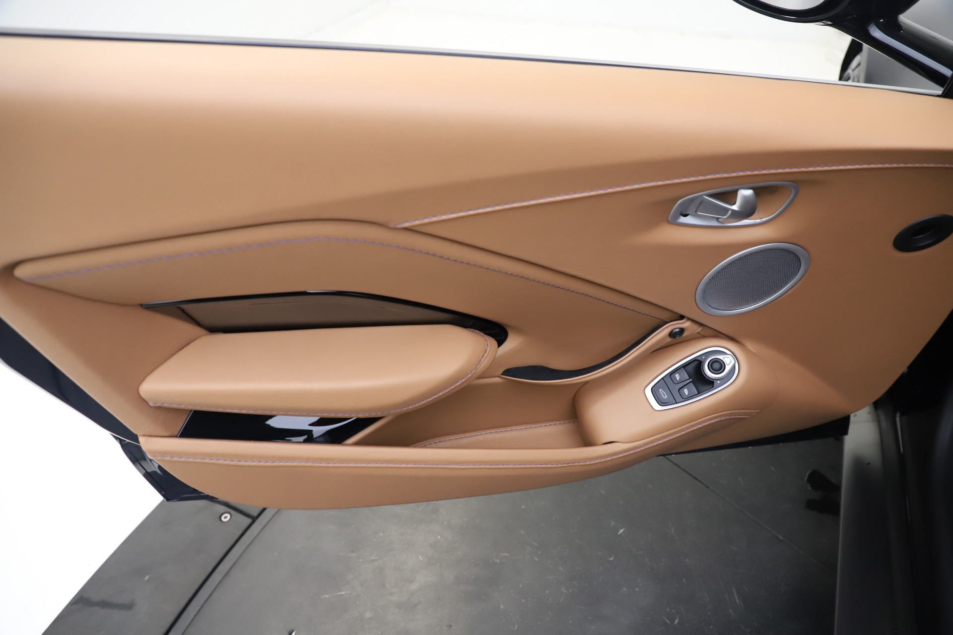 New 2020 Aston Martin Vantage Coupe | St. Petersburg, FL