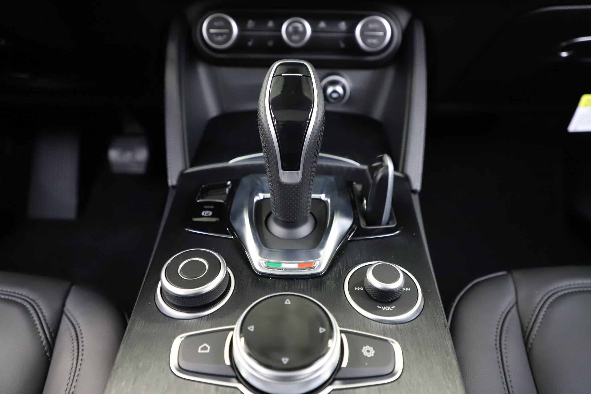 New 2020 Alfa Romeo Stelvio Q4 | St. Petersburg, FL