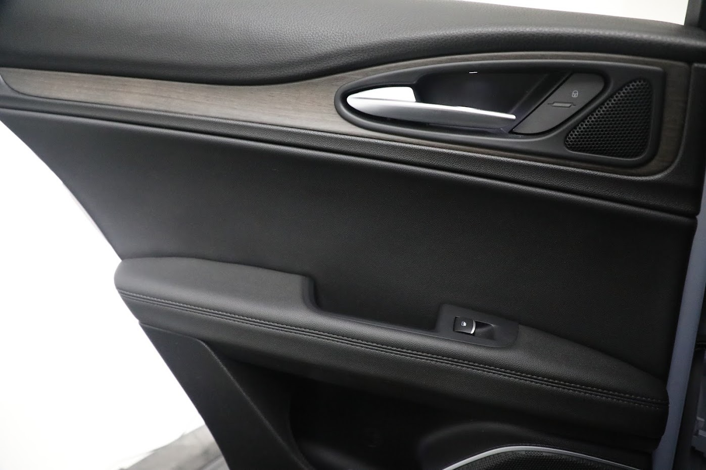 New 2020 Alfa Romeo Stelvio Ti Q4 | St. Petersburg, FL