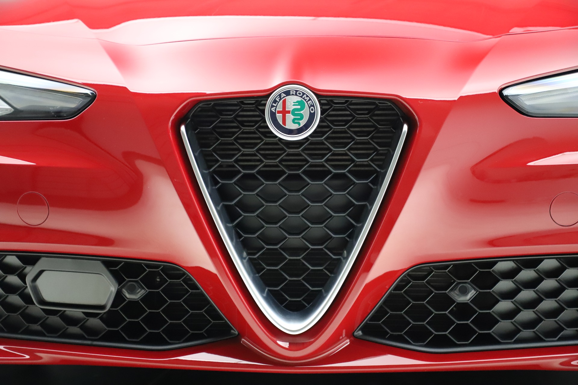 New 2020 Alfa Romeo Giulia Ti Q4 | St. Petersburg, FL