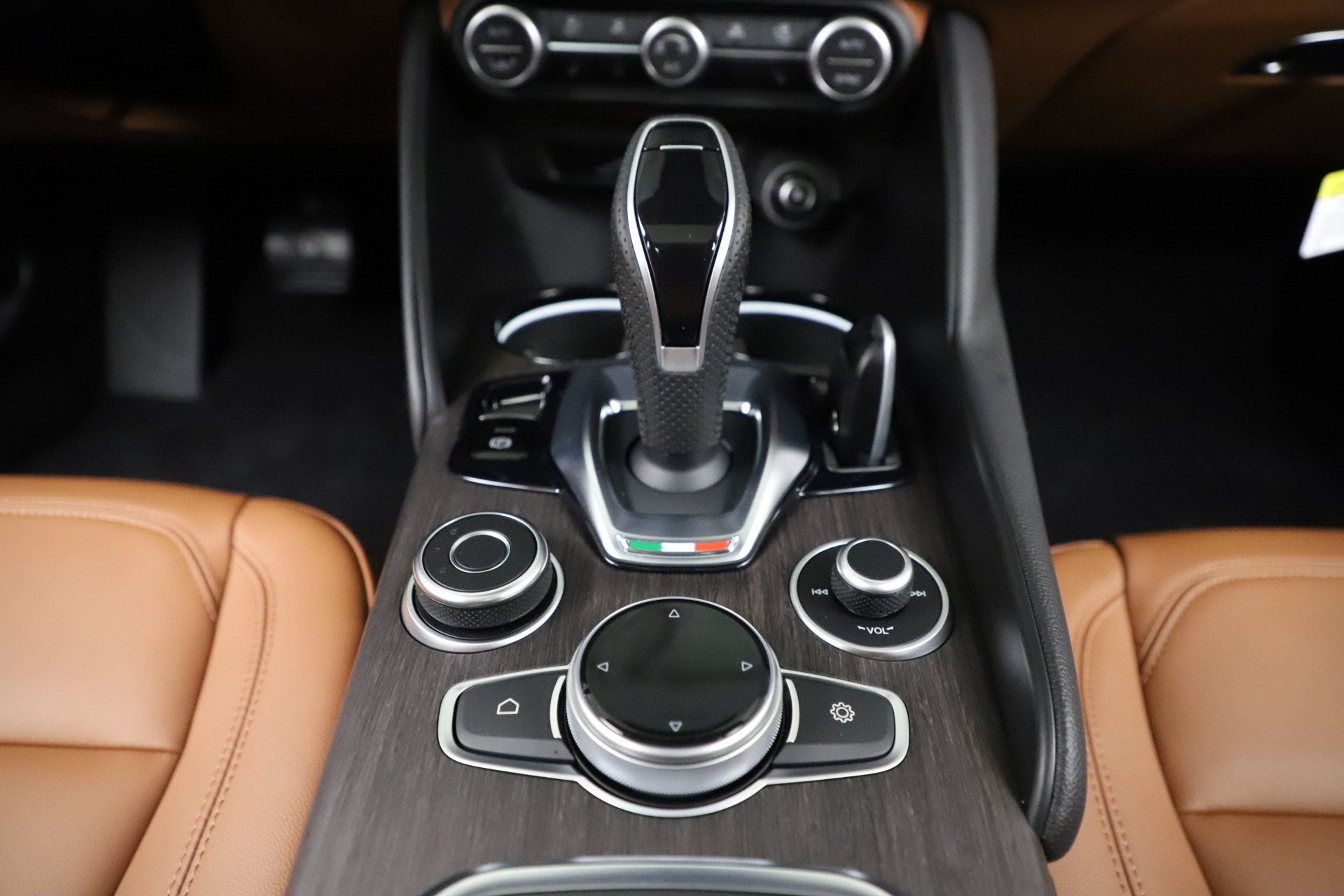 New 2020 Alfa Romeo Giulia Ti Q4 | St. Petersburg, FL