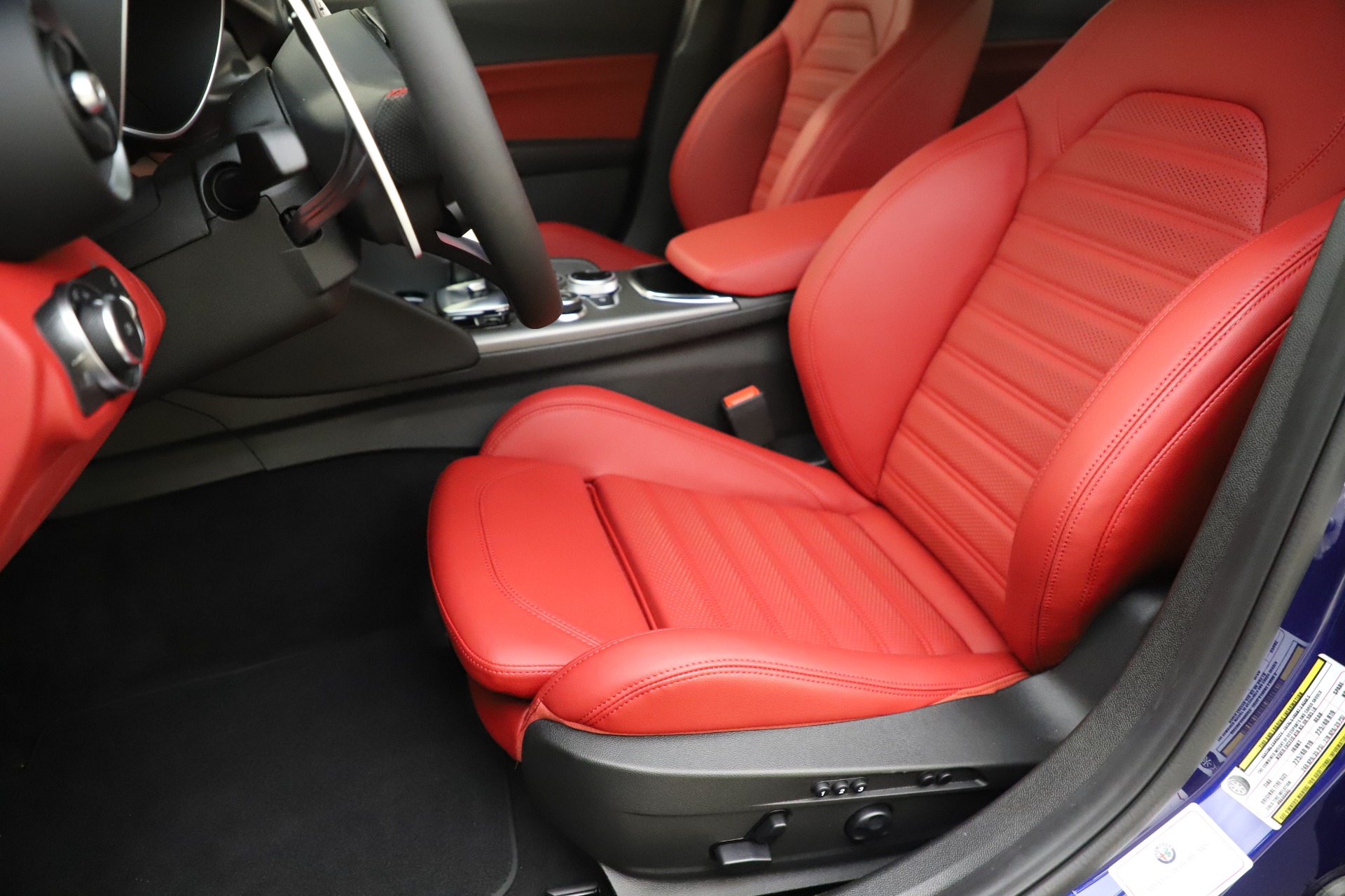 New 2020 Alfa Romeo Giulia Ti Sport Q4 | St. Petersburg, FL