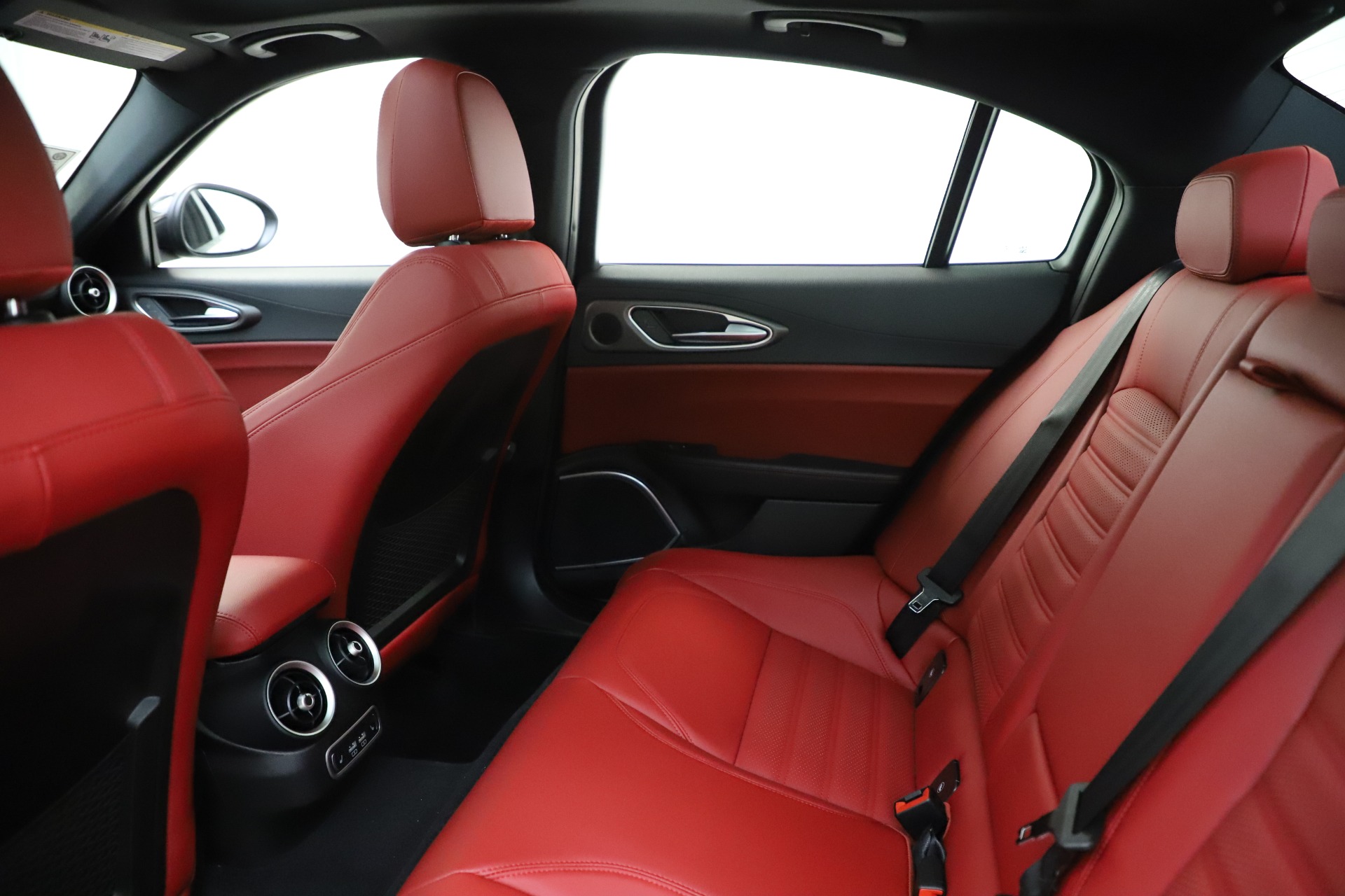New 2020 Alfa Romeo Giulia Ti Sport Q4 | St. Petersburg, FL