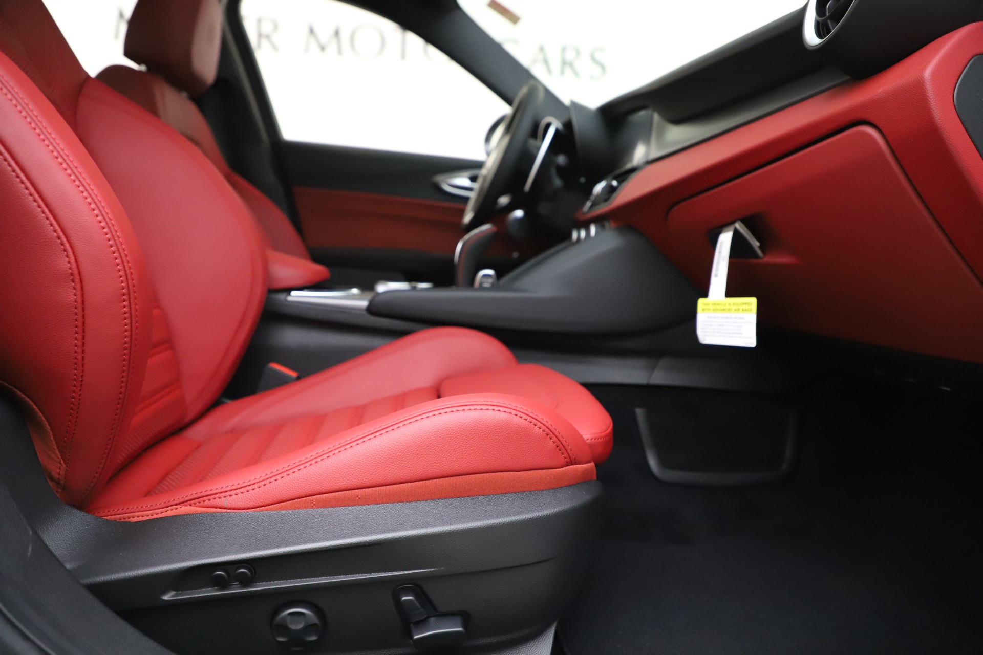 New 2020 Alfa Romeo Giulia Ti Sport Q4 | St. Petersburg, FL