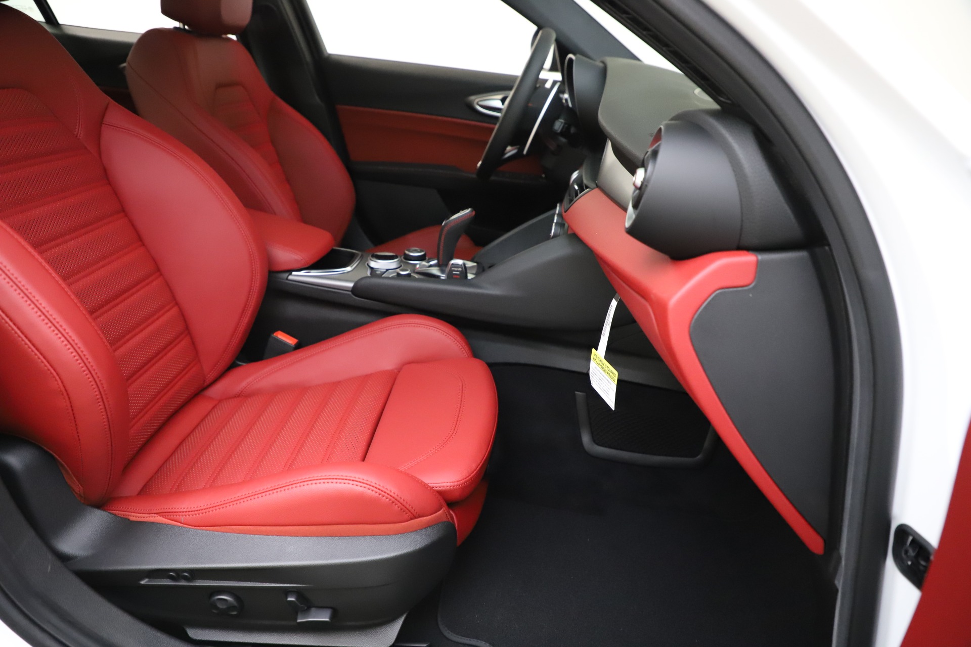New 2020 Alfa Romeo Giulia Ti Sport Q4 | St. Petersburg, FL
